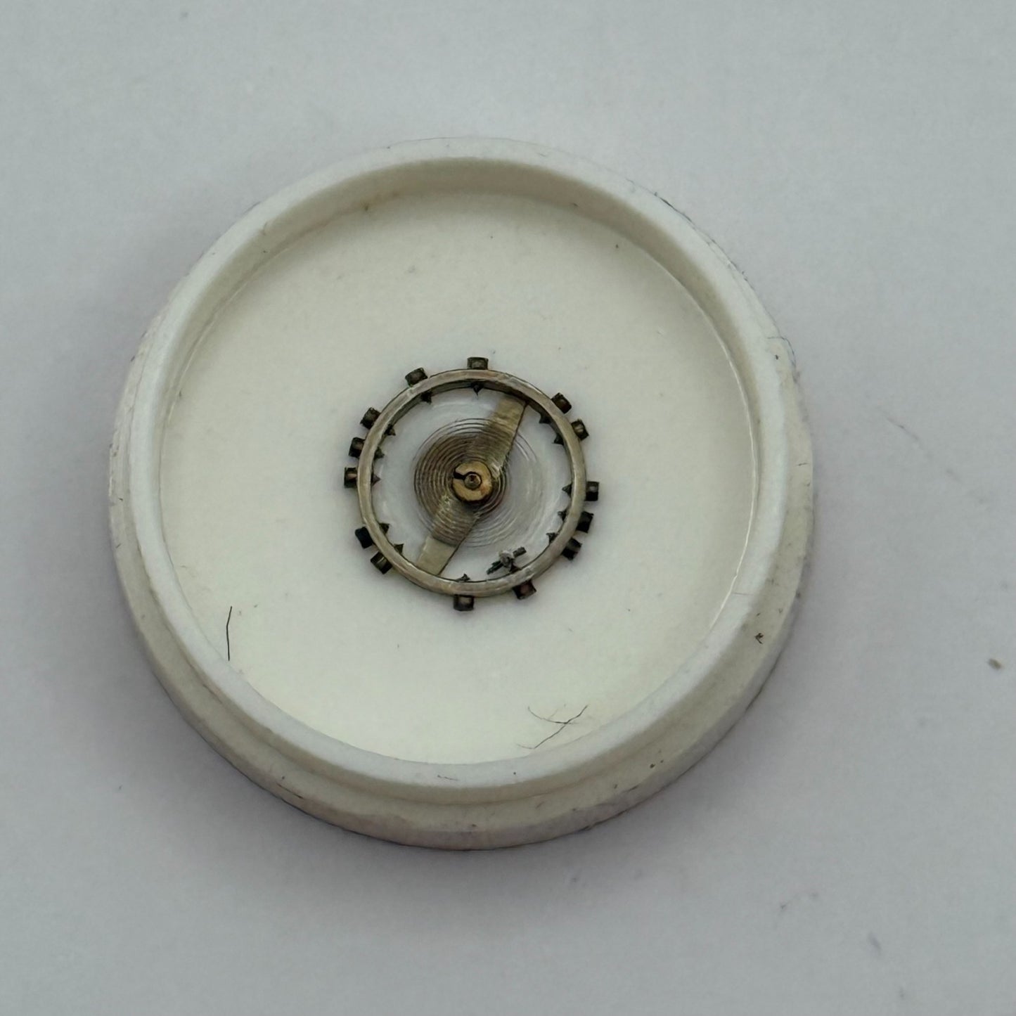 AS 976 1012 Balance Wheel Complete And Spring 29 M Watch Movement Parts NOS 