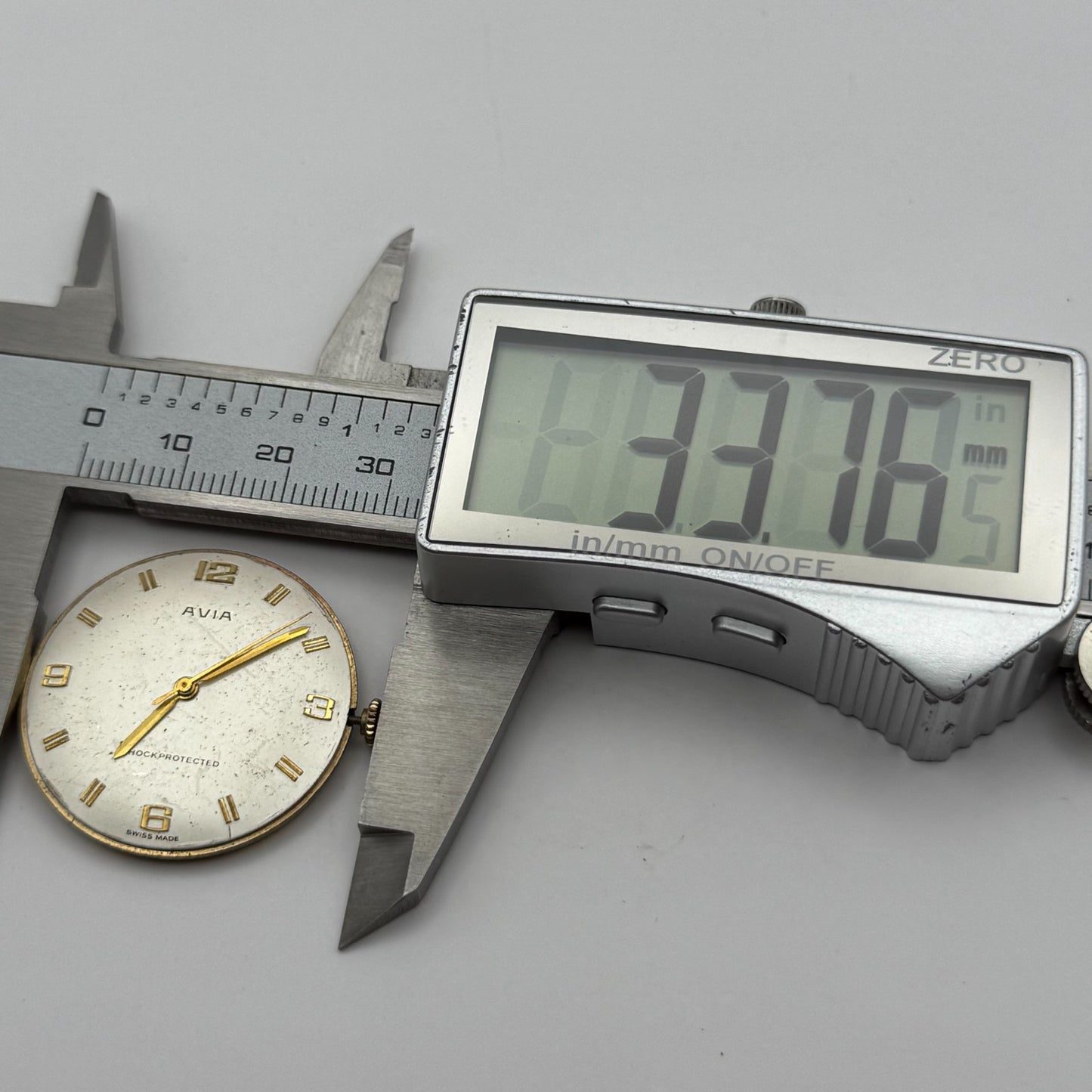 Avia AS 1538 1539 Watch Movement Running Manual Wind Vintage Parts Repair 31mm