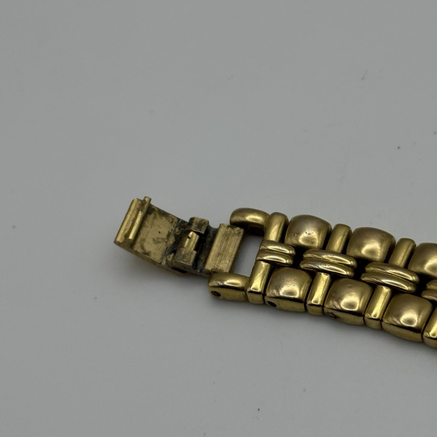 28mm Working Ladies Krug Baumen Baron 4959KL Gold Plated Quartz Watch 5.7 Inches