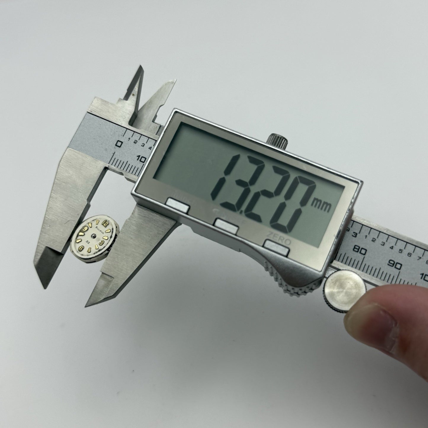 13.2mm Vintage Ladies Bulova 5AD Manual Wind Swiss Watch Movement PARTS REPAIR