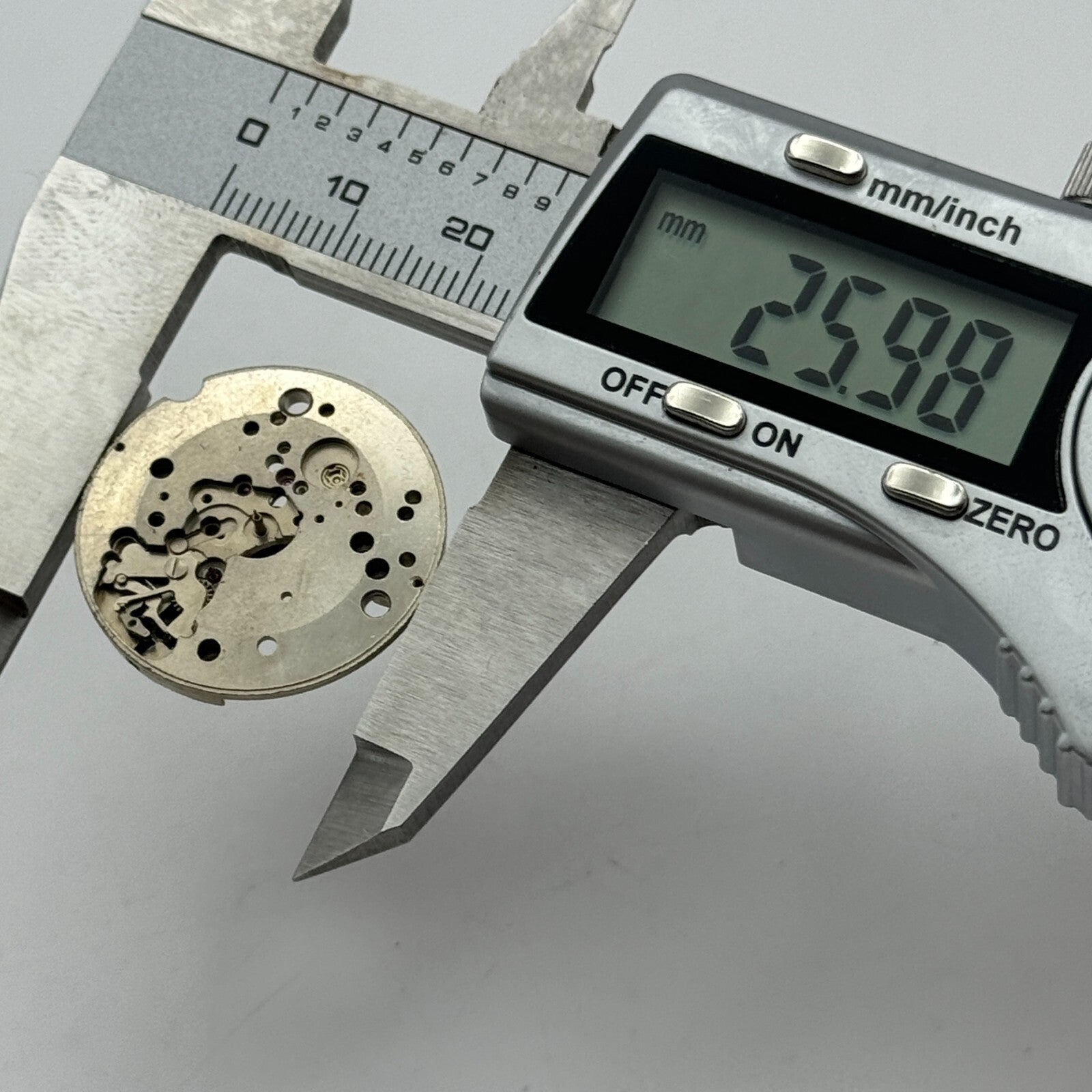 25.9mm Nivada AS ST 1802/03 Partial Manual Wind Swiss Watch Movement PARTS SPARE