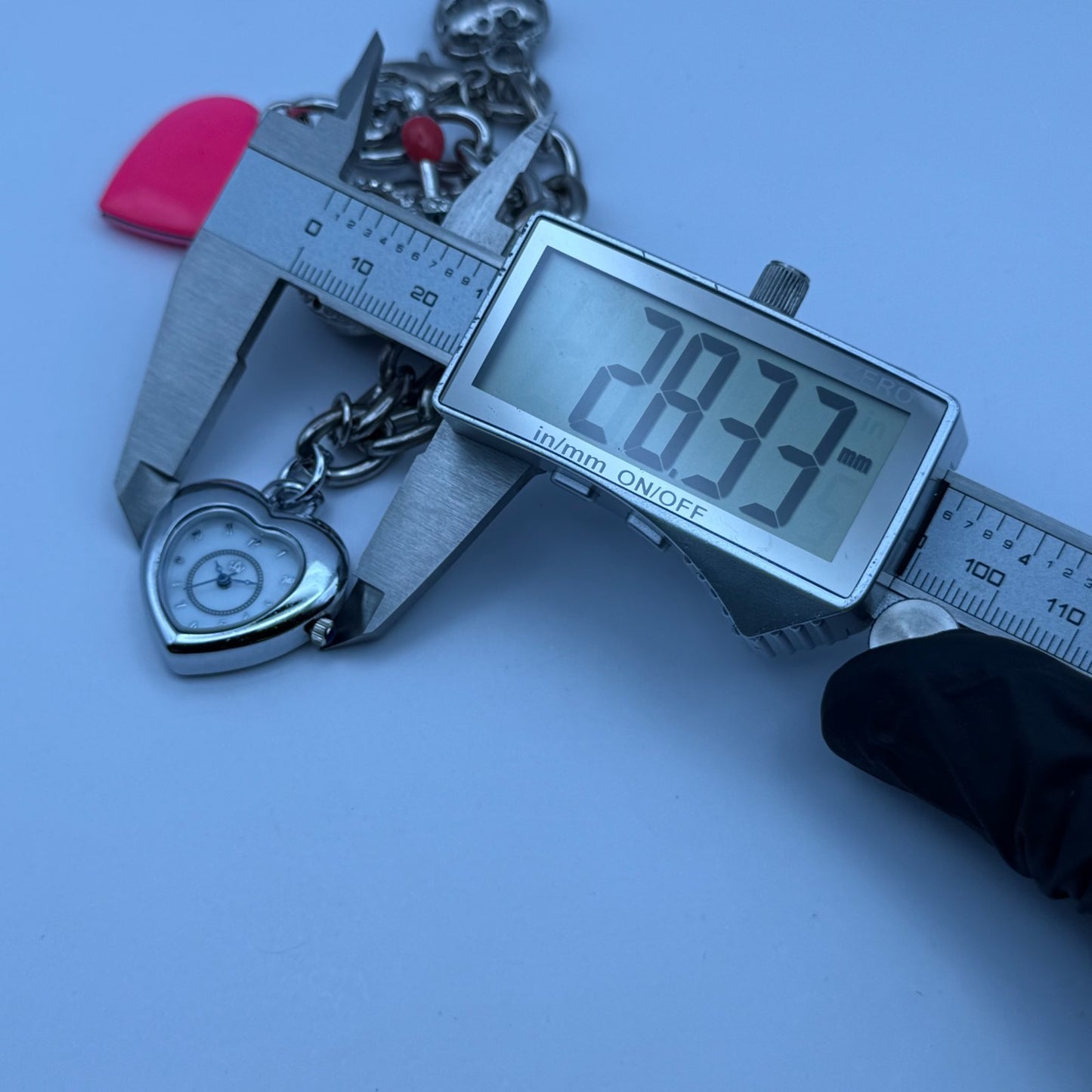 Ladies Quartz Watch Heart Dial Silver Tone Bracelet Stylish Charms Working 28mm