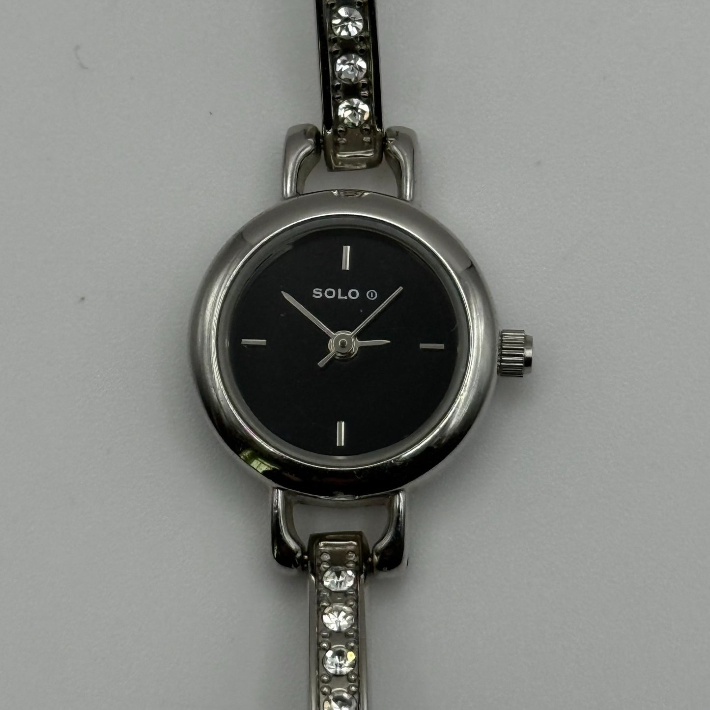 Solo Ladies Quartz Watch Black Dial Rhinestone Accents Bracelet Working 19mm