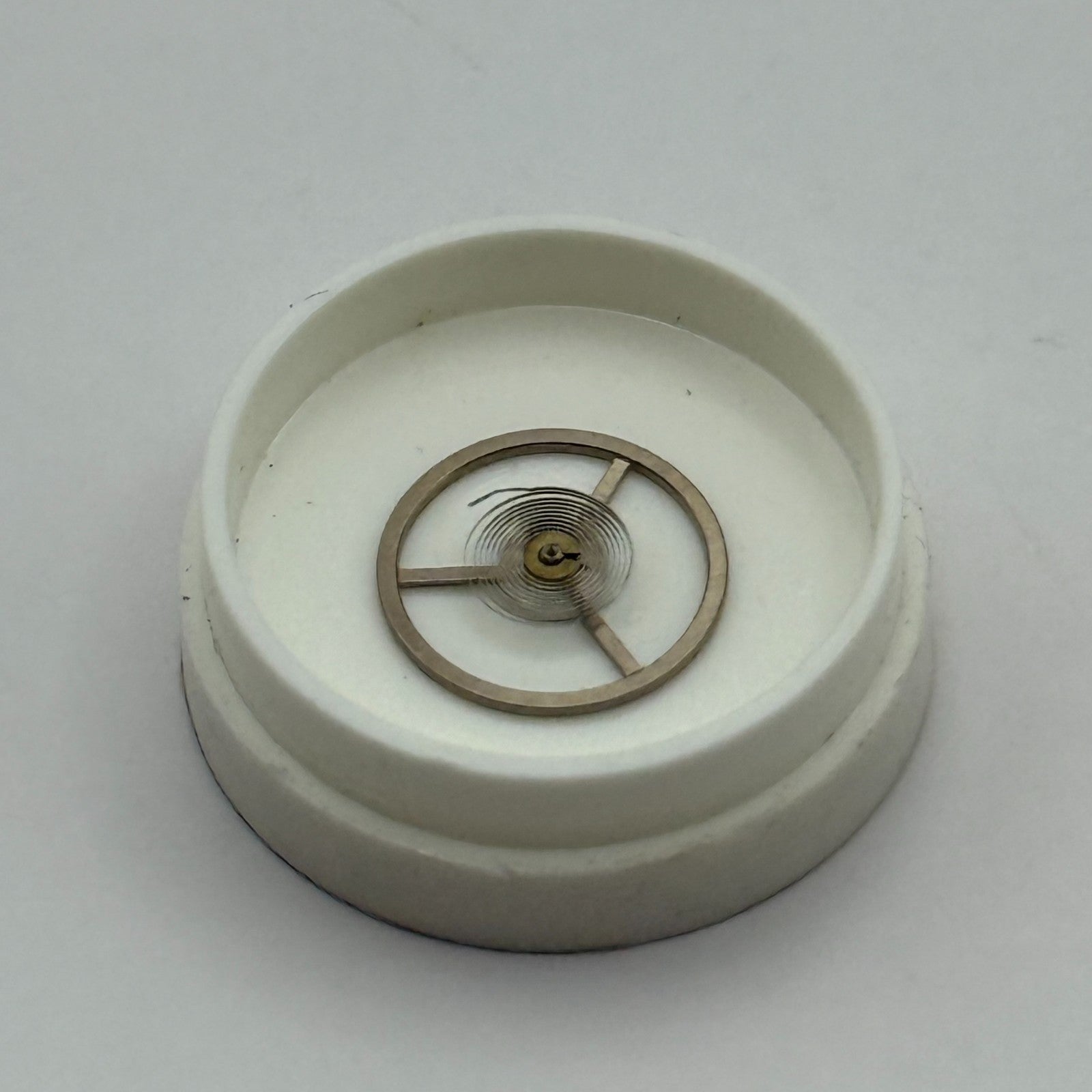 EB 8350 8354 8356 Balance Wheel Complete And Spring 8¾’’’ 1 Watch Movement Parts