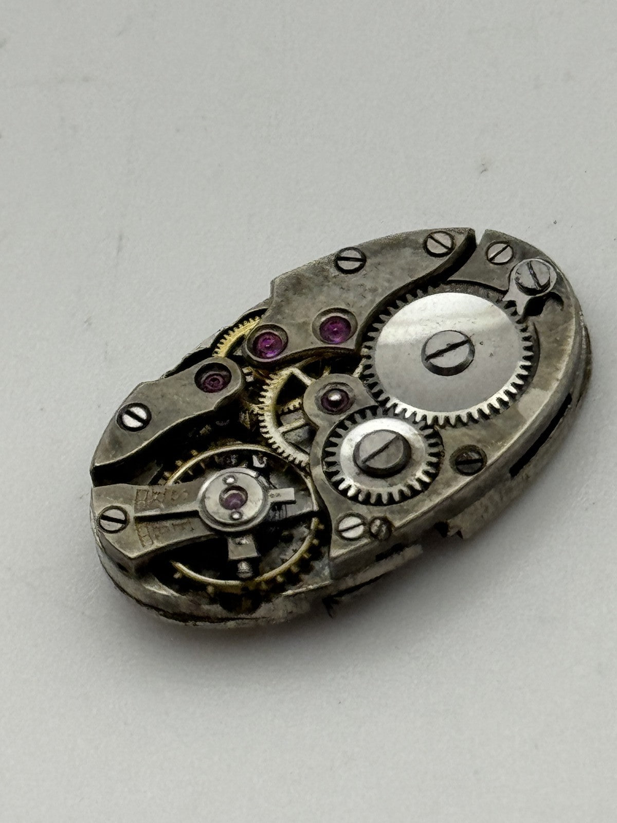 13.9mm Vintage Balance Intact Manual Wind Swiss Watch Movement PARTS REPAIR