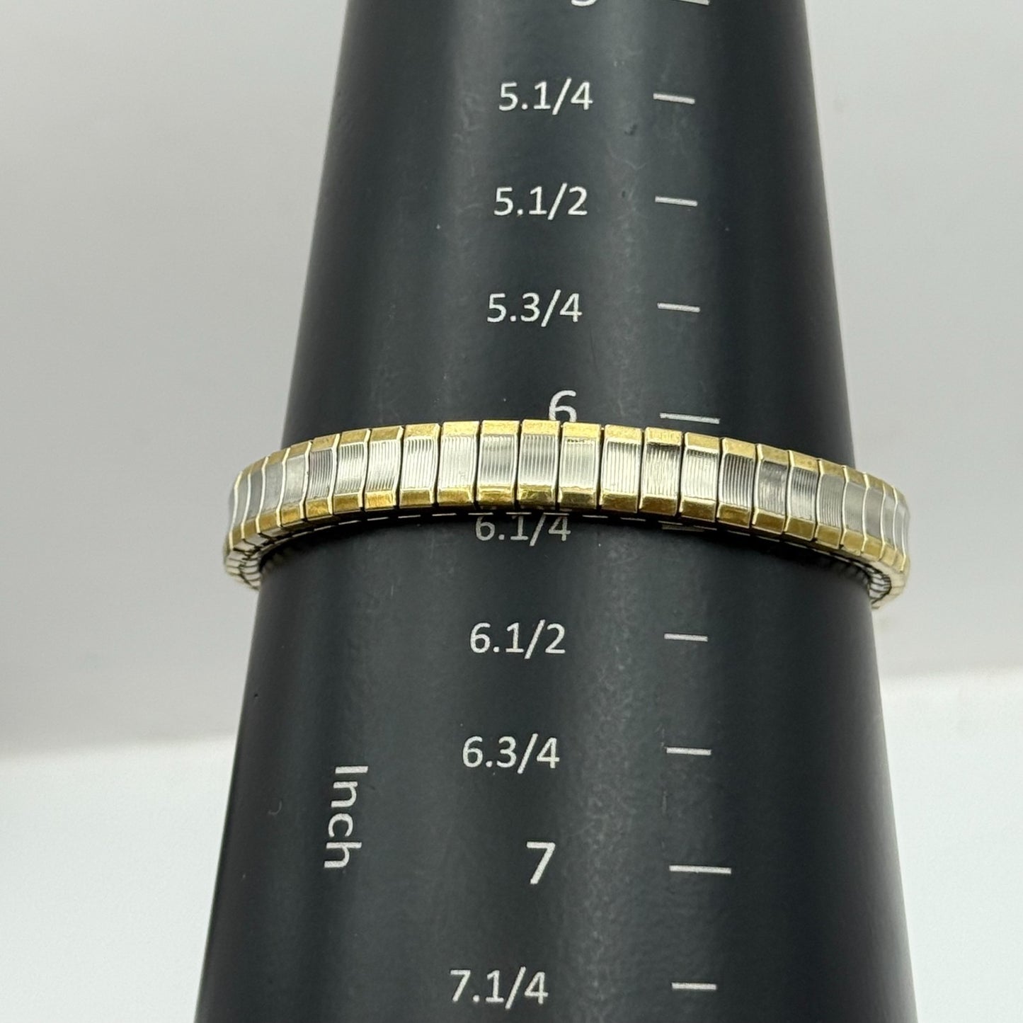 21mm Working Ladies Two Tone Philip Mercier S565S Quartz Watch Expandable Strap