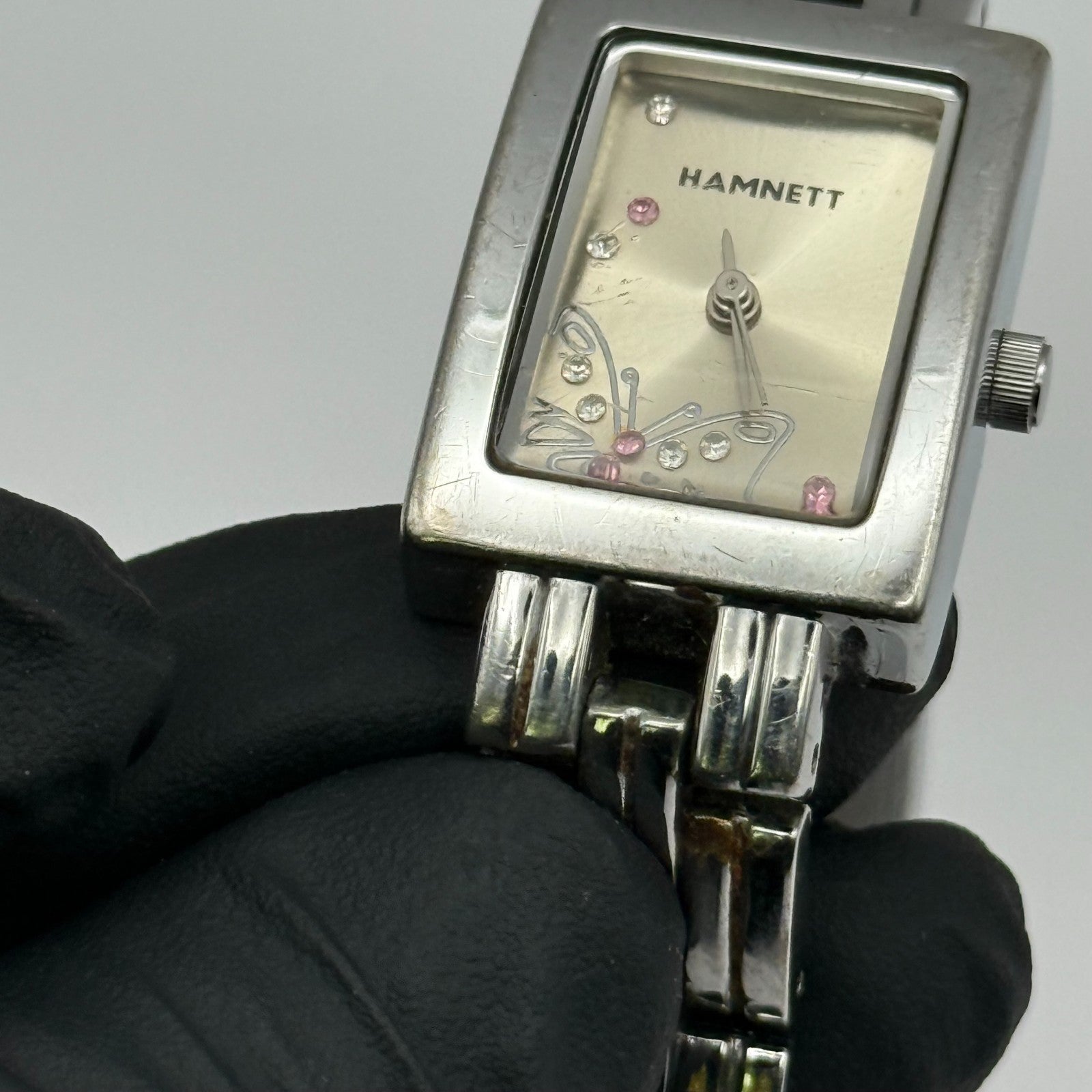 Hamnett Ladies Quartz Watch Butterfly Dial Silver Tone Bracelet Working 19mm