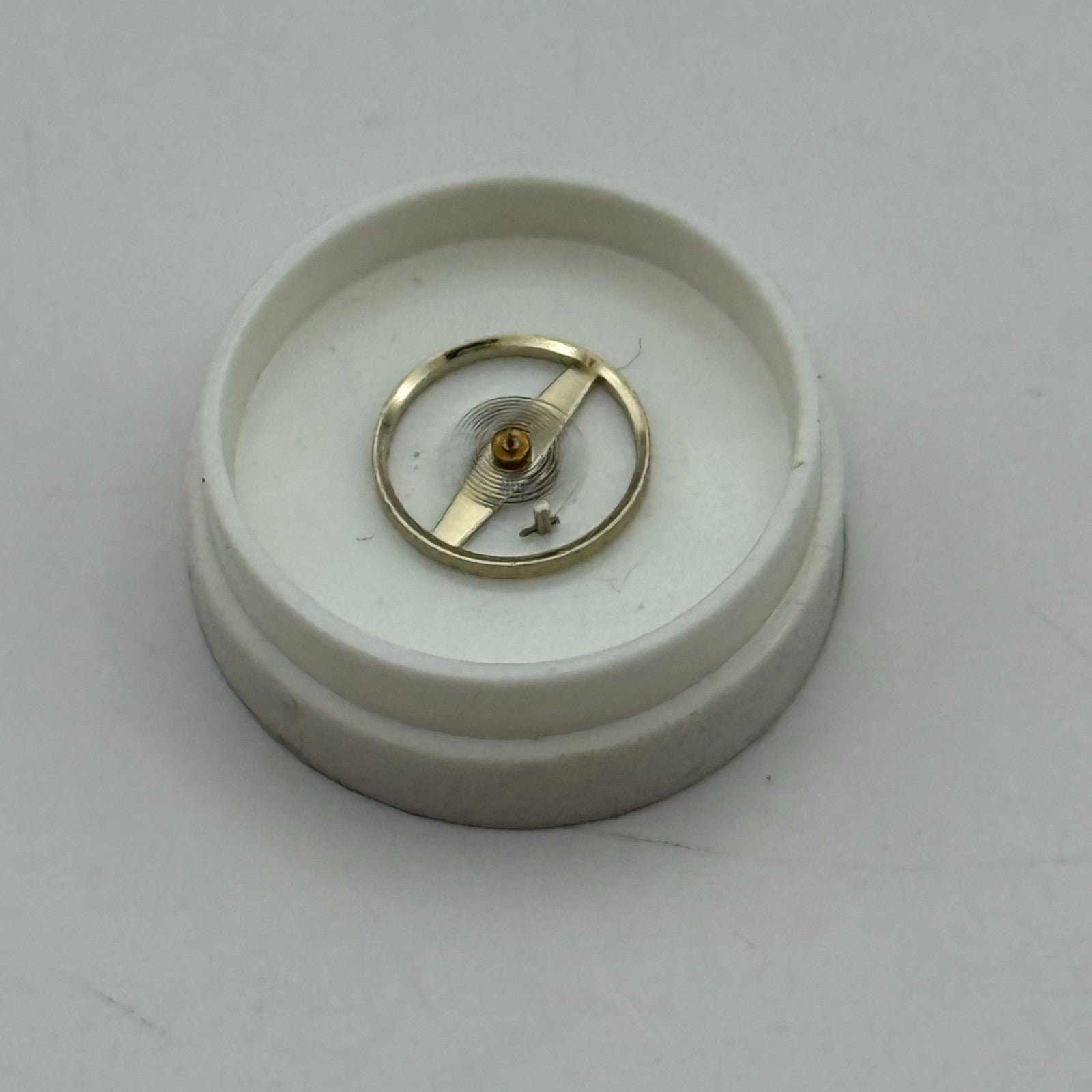 ST 69 Balance Wheel Complete And Spring Kif+Inca 1138 Watch Movement Parts NOS