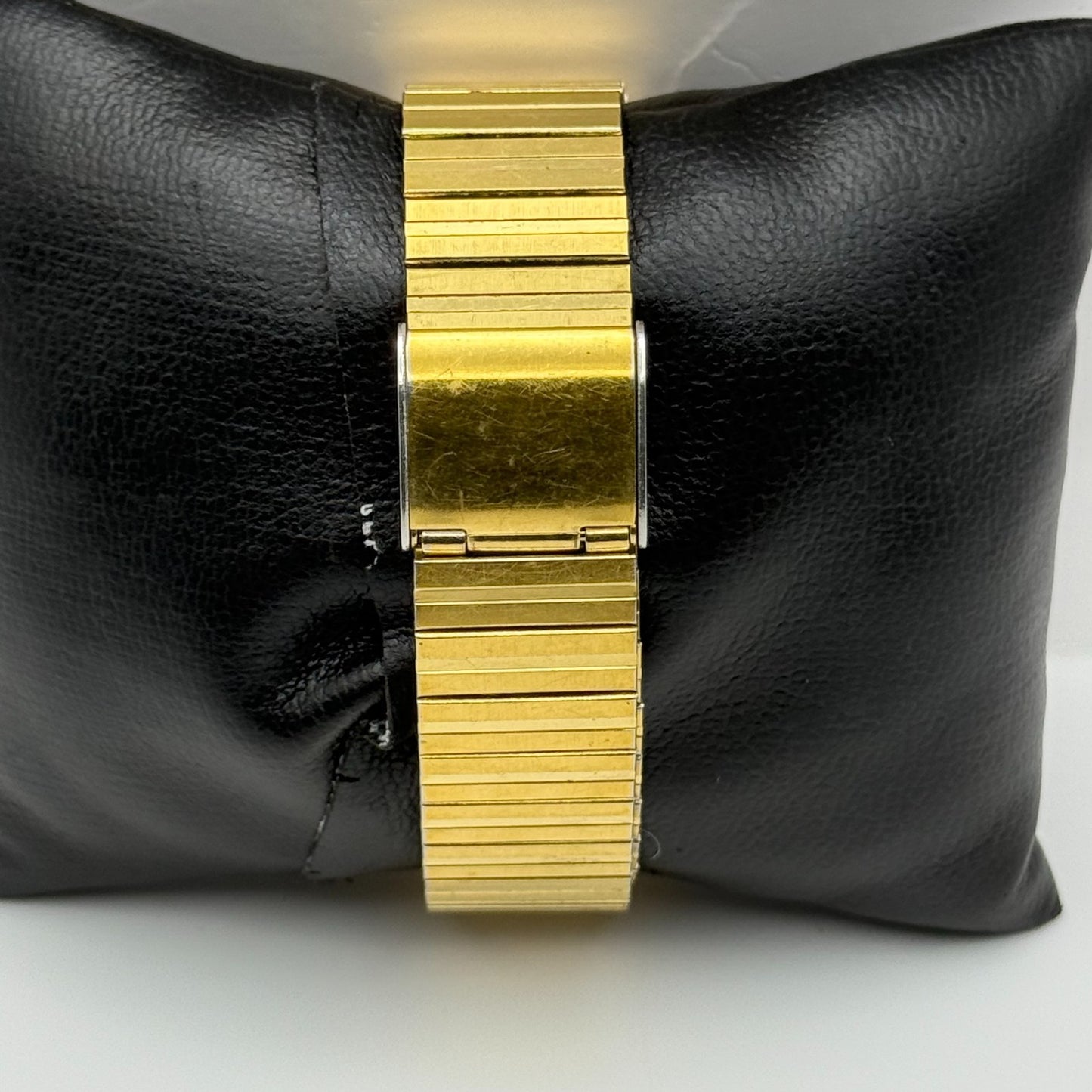 Seiko Ladies Quartz Watch Date Dial Gold Tone Bracelet Japan 25mm PARTS REPAIR