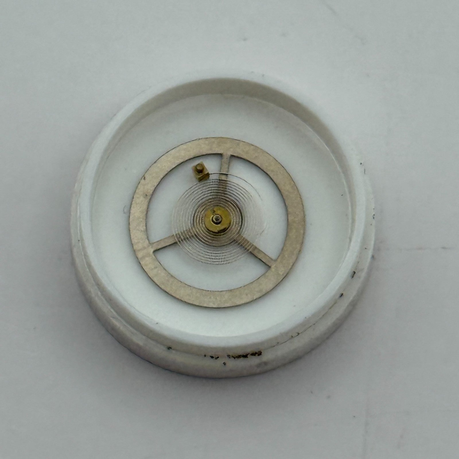 EB 8800 Balance Wheel Complete And Spring  10’’’ 1809 Watch Movement Parts NOS