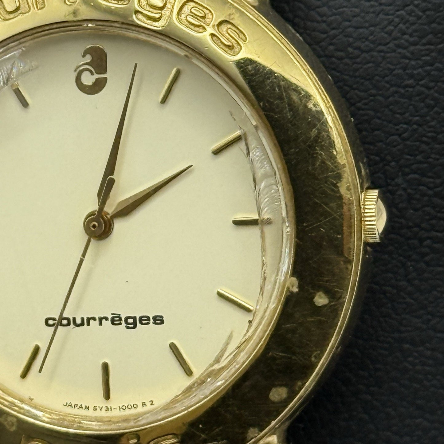 30mm Working Ladies Vintage Courreges Paris 5Y31-1000 Gold Plated Quartz Watch
