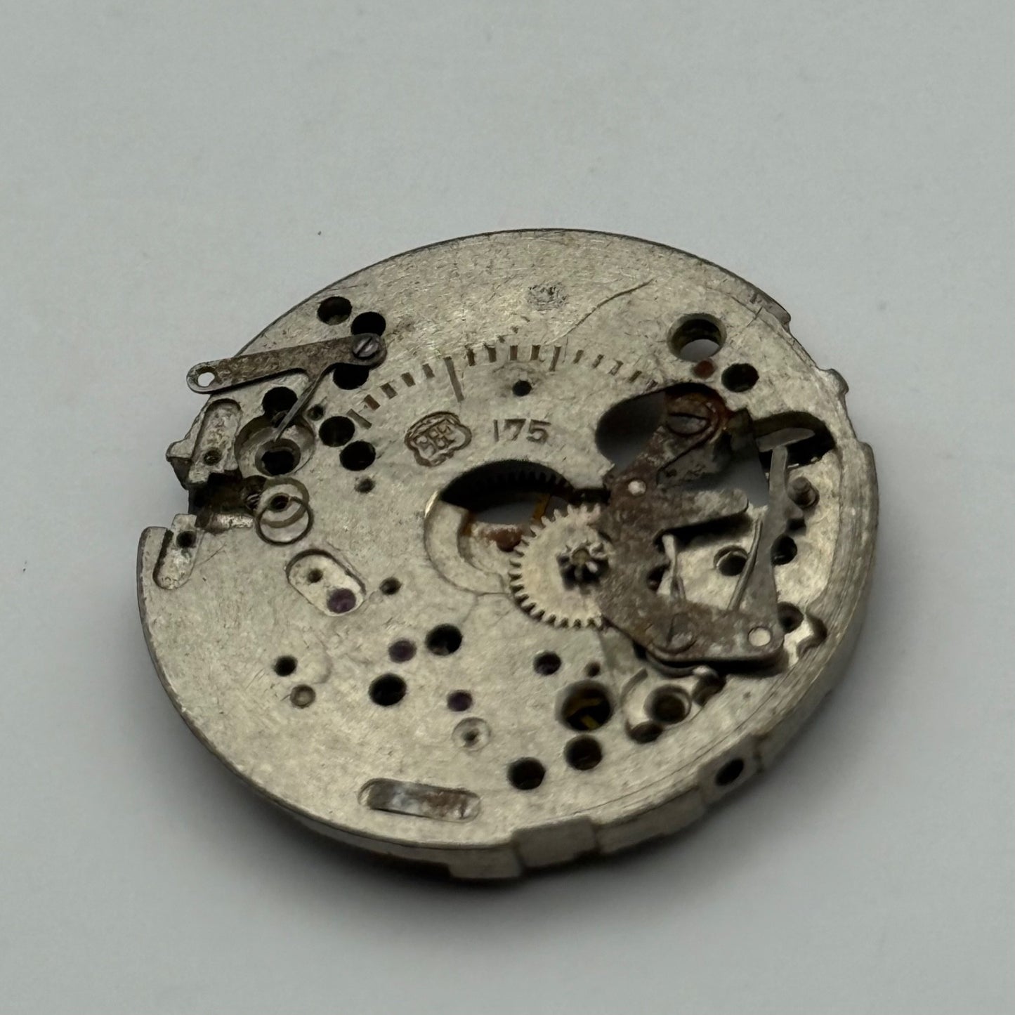 FHF 175 Watch Movement Manual Wind Vintage Swiss Incomplete Parts Repair 26.9mm