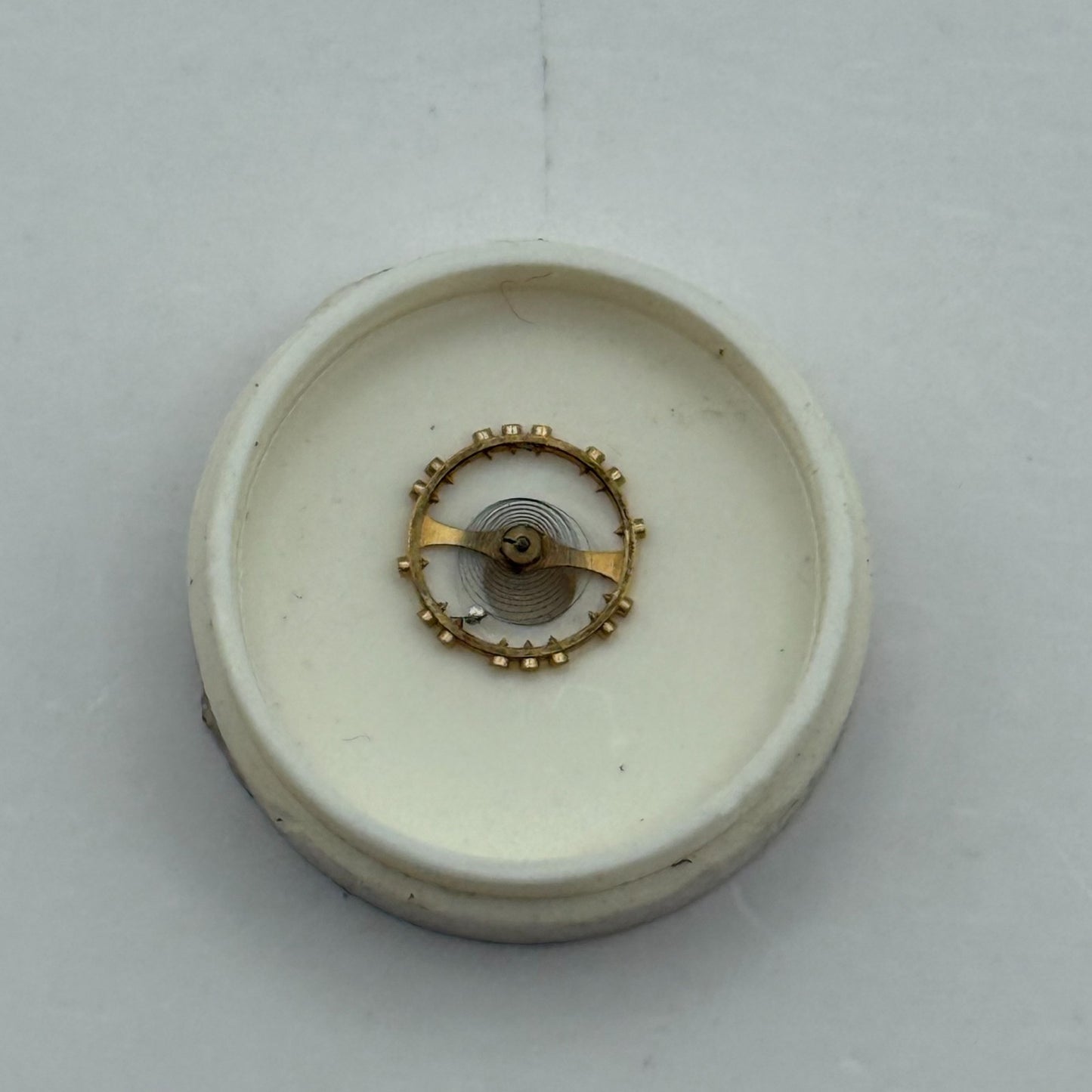 AS 976 1012 Balance Wheel Complete And Spring  532 M Watch Movement Parts NOS