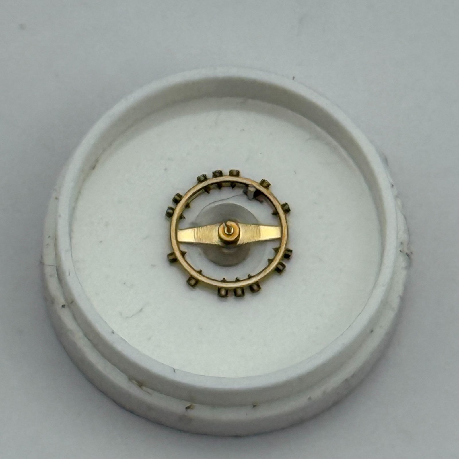 AS 976 1012 Balance Wheel Complete And Spring  532 M Watch Movement Parts NOS