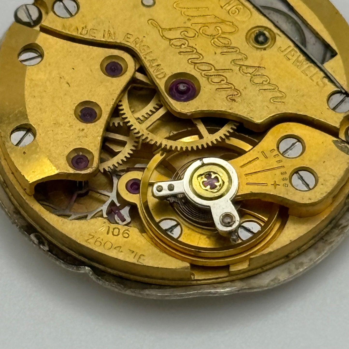 J W Benson 106 Watch Movement Smiths England Manual Wind Vintage Parts 26.6mm