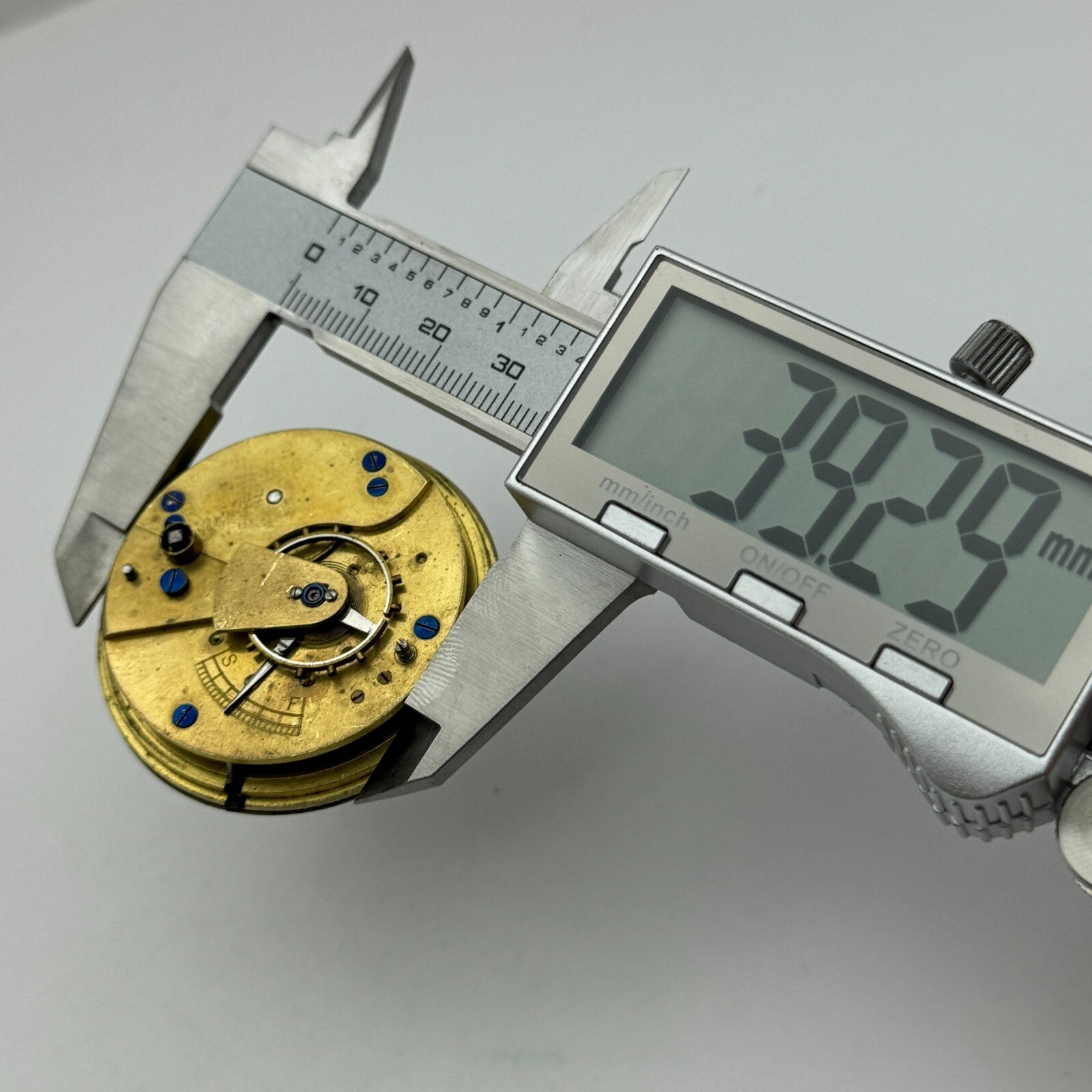 45mm Antique J W Johnston & Son Carlisle Key Wound Pocket Watch Movement PARTS