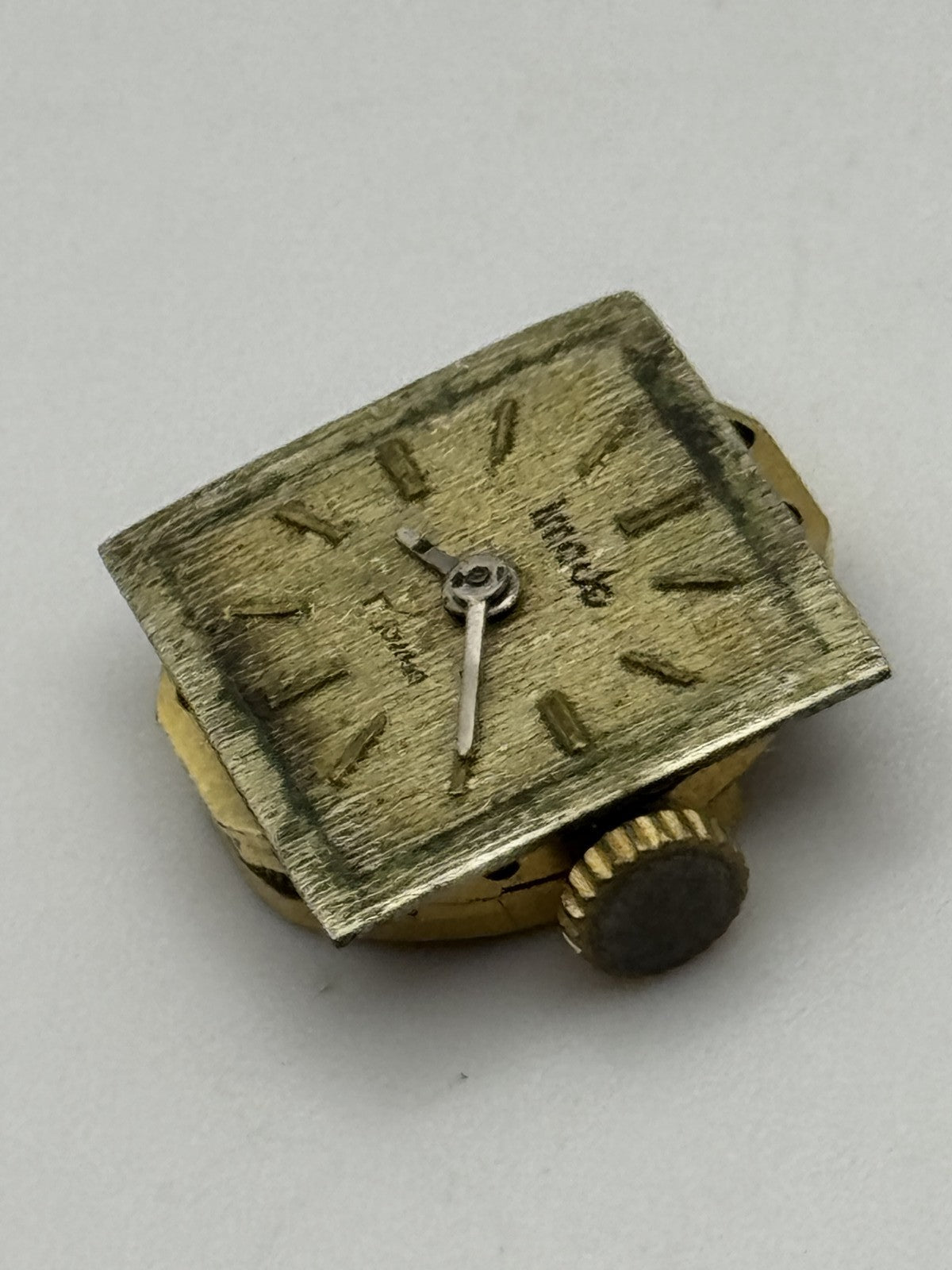 12.9mm Vintage Imado AS 1977-2 Manual Wind Swiss Watch Movement PARTS REPAIR