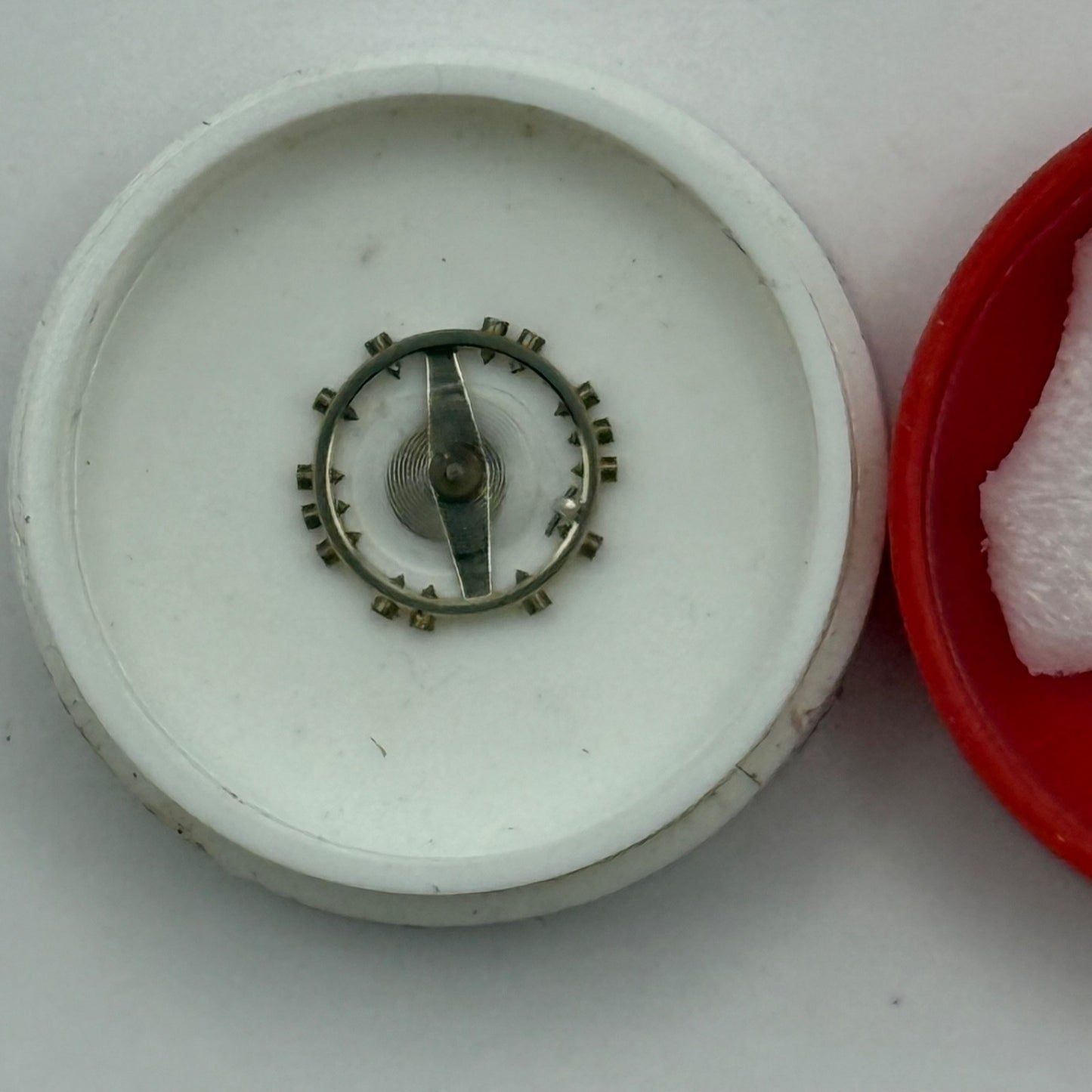 AS 976 1012 Balance Wheel Complete And Spring 29 M Watch Movement Parts NOS 