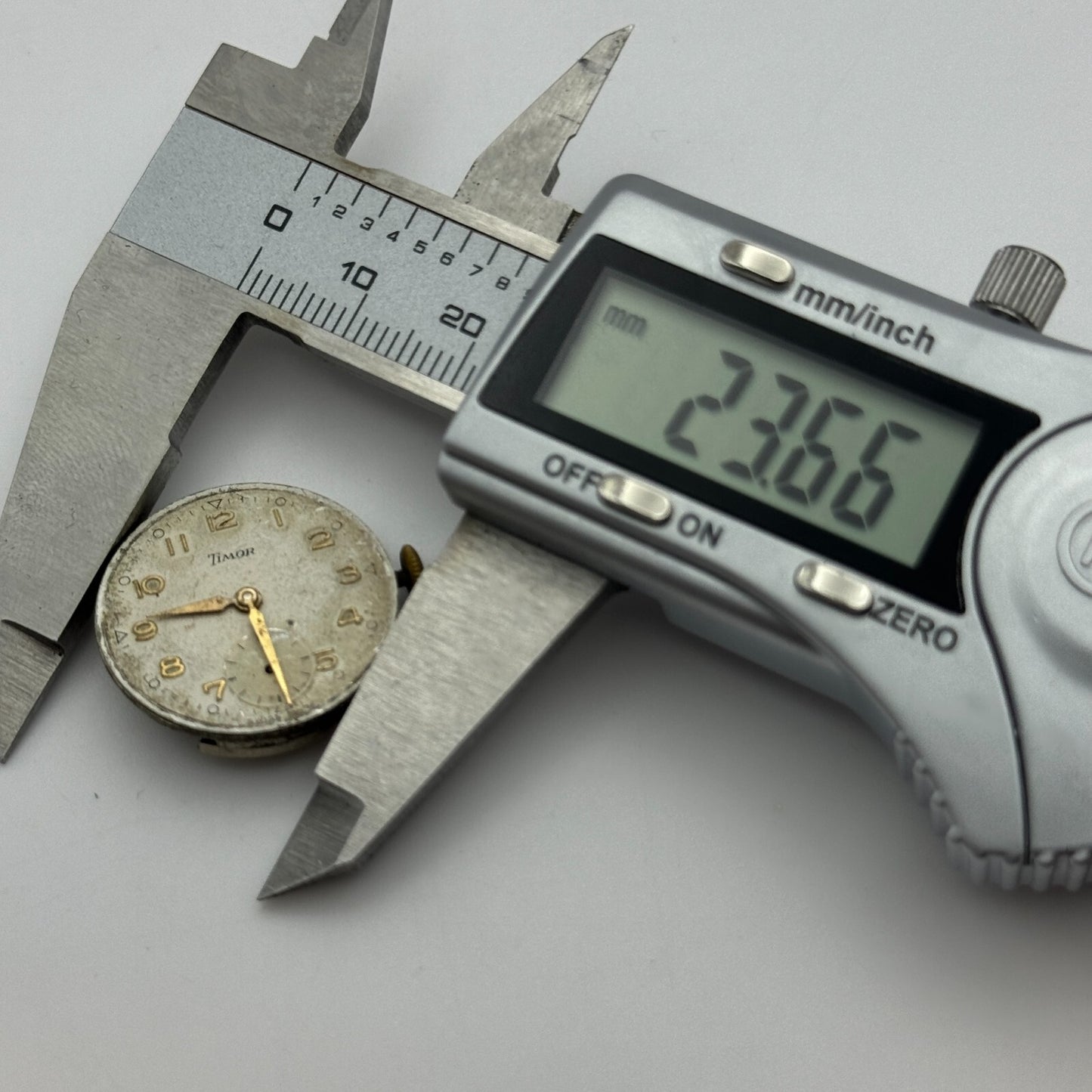 23.6mm Timor AS 984 A Schild Manual Wind Watch Movement Swiss Vintage PARTS