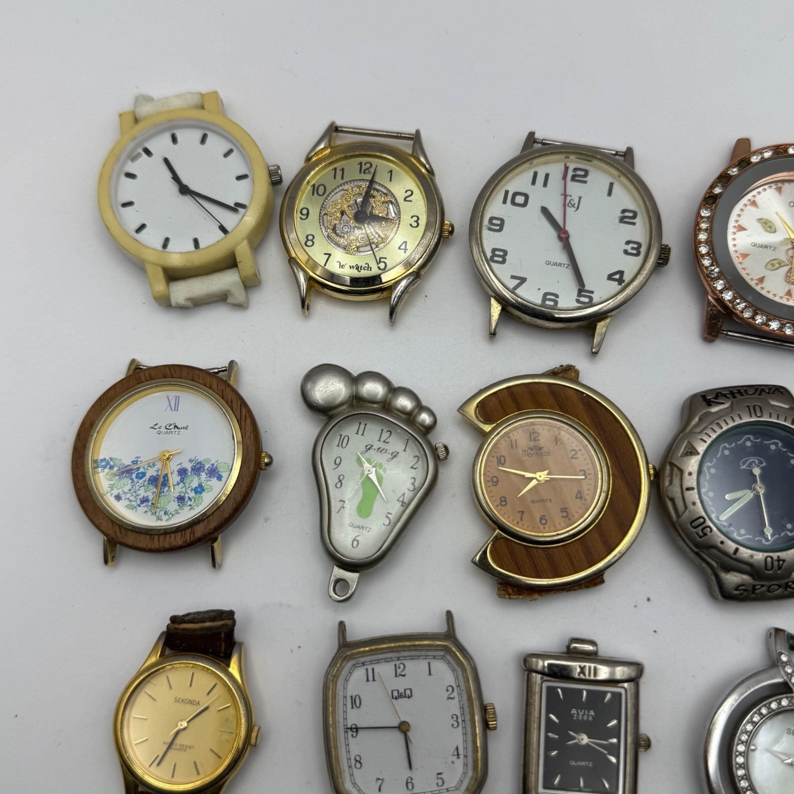 Bundle Of 16 Quartz Watches Modern / Vintage Untested Parts / Repair / Crafts
