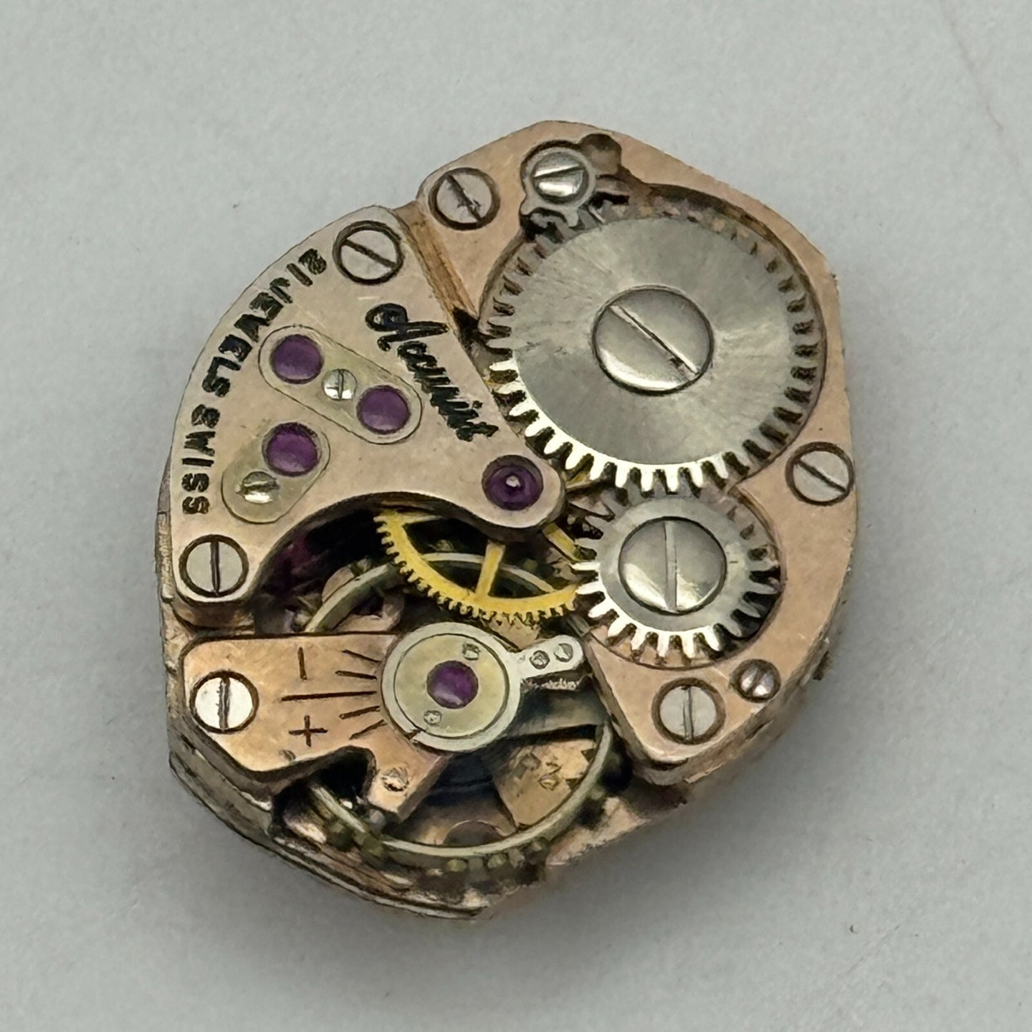 15.3mm Ladies Accurist FHF 60 Manual Wind Watch Movement Swiss Vintage PARTS