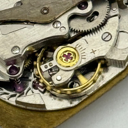 20.8mm Vintage Bulova 8BBA Good Balance Automatic Watch Movement PARTS REPAIR