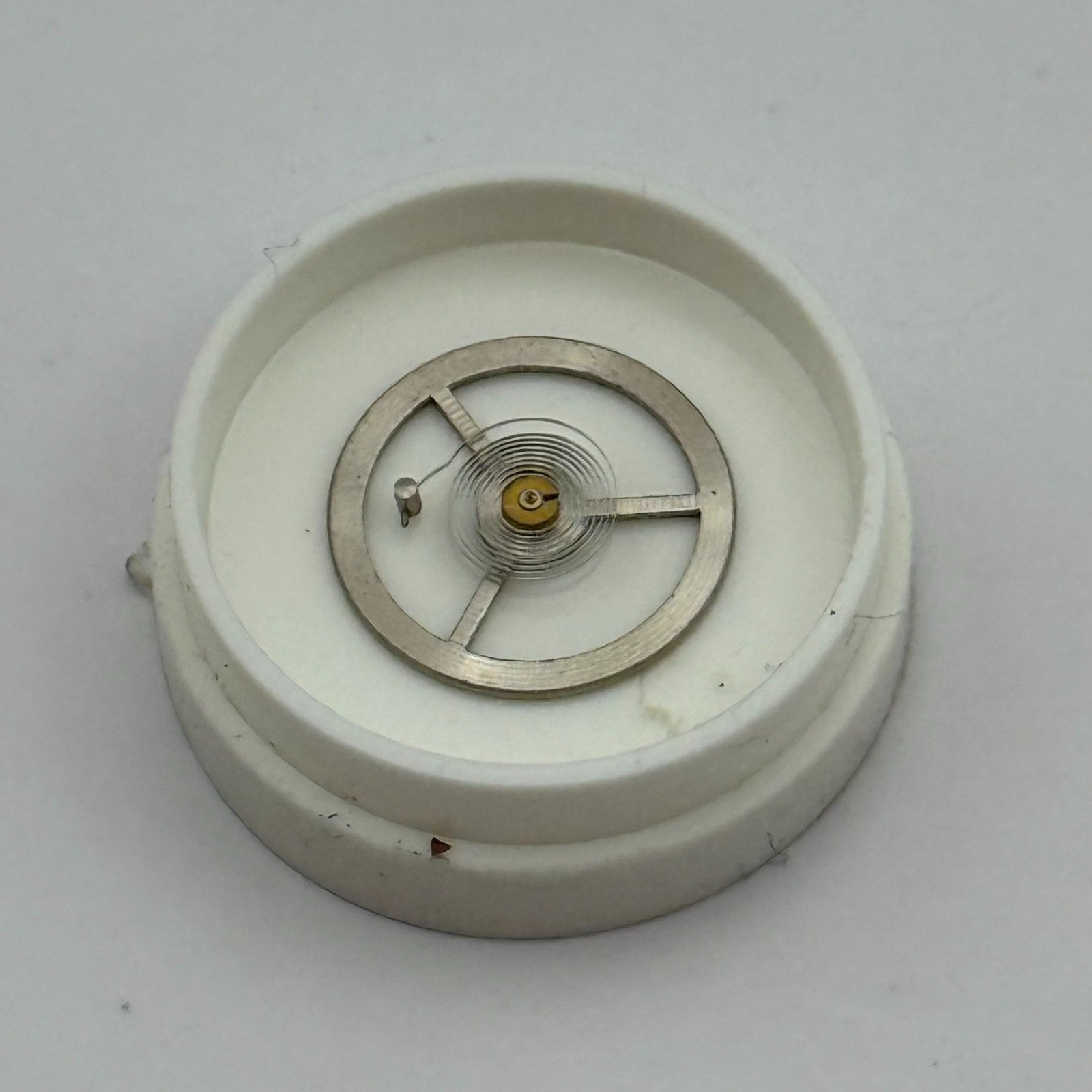 EB 1197 Balance Wheel Complete And Spring  10½’’’ 102 M Watch Movement Parts NOS