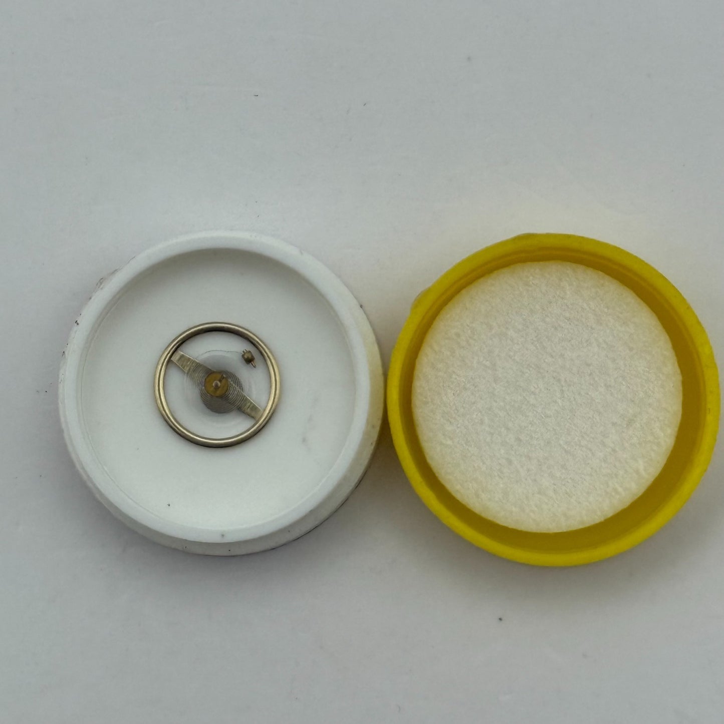 RL 9013/21 9043/21 Balance Wheel Complete And Spring 1827 M Watch Movement Parts