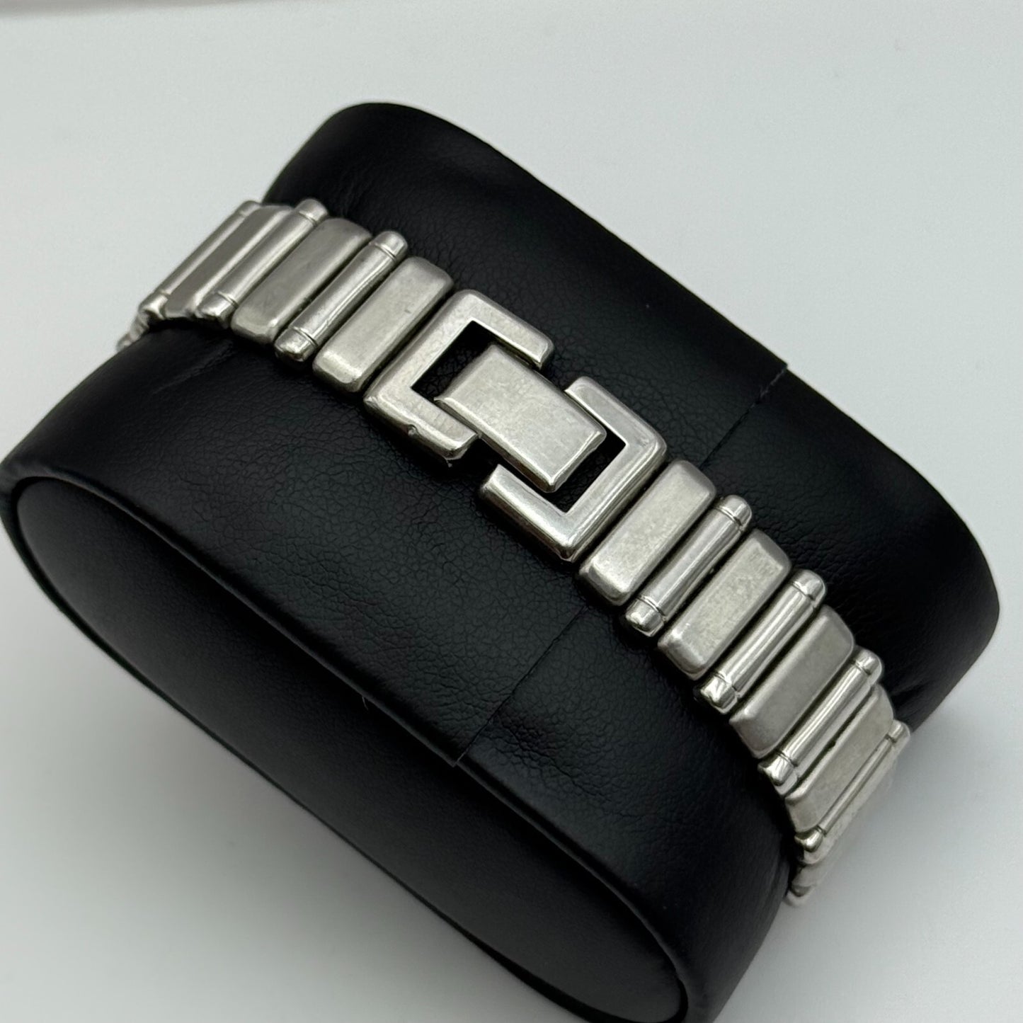 25mm Working Ladies Britania 30m Silver Tone Roman Numeral Quartz Watch 6 Inches