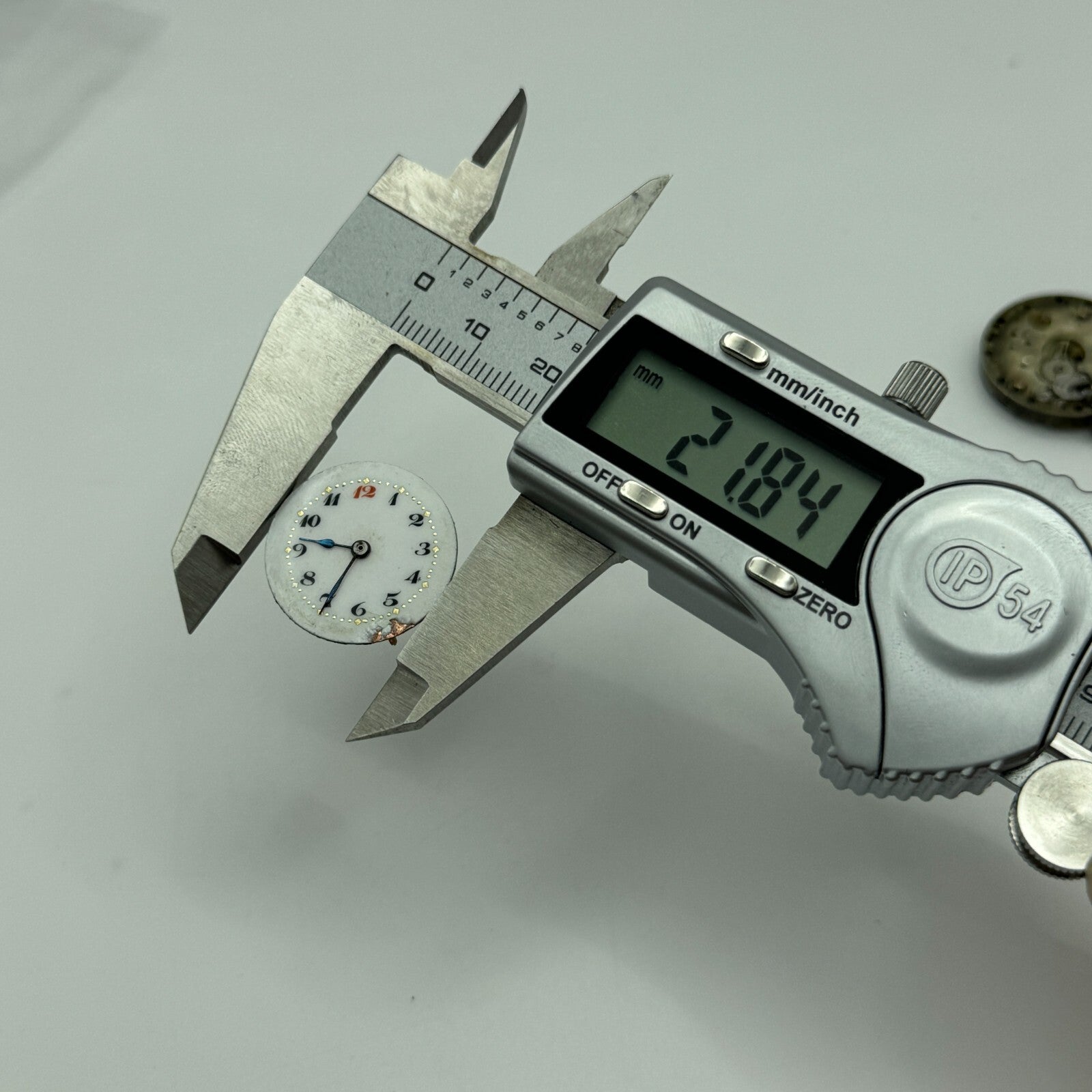 23.6mm Running Unidentified Swiss Trench Watch Movement Manual Wind  PARTS