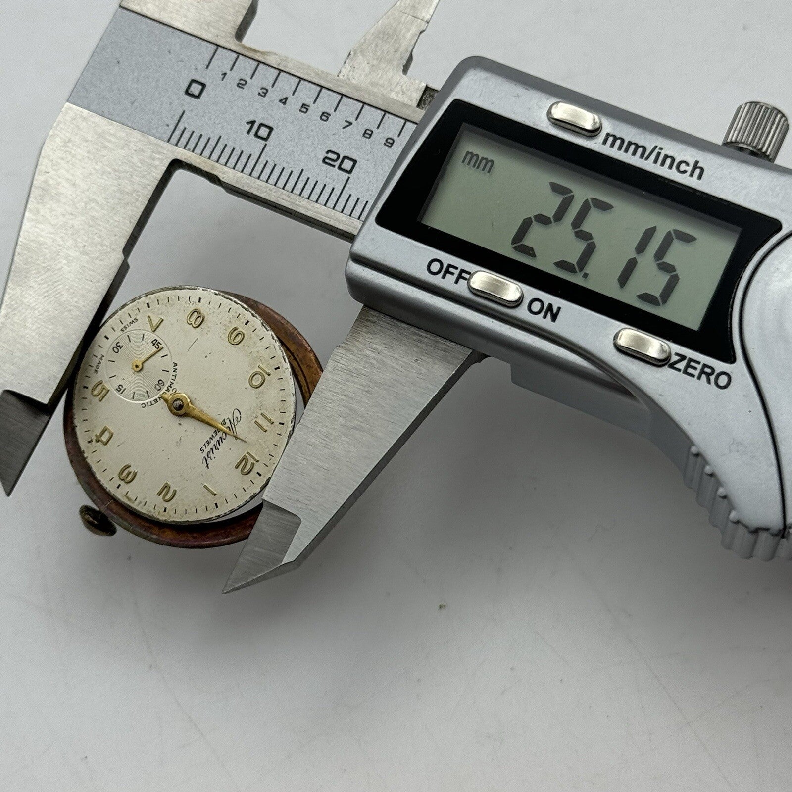 25.1mm Manual Wind AS 1002 984 Accurist Watch Movement Restoration Parts Repair