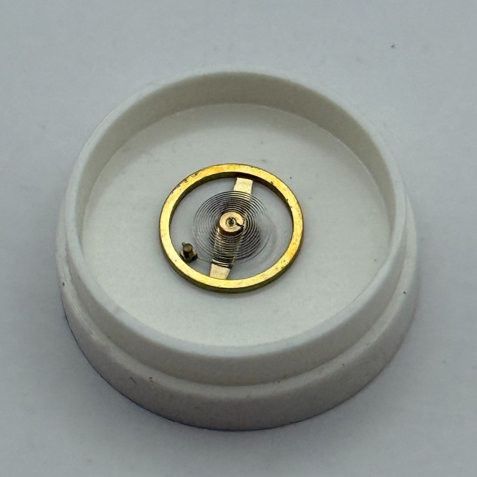 Cattin C.64 Balance Complete a pl. Renata 1550 M Watch Movement Parts Vintage