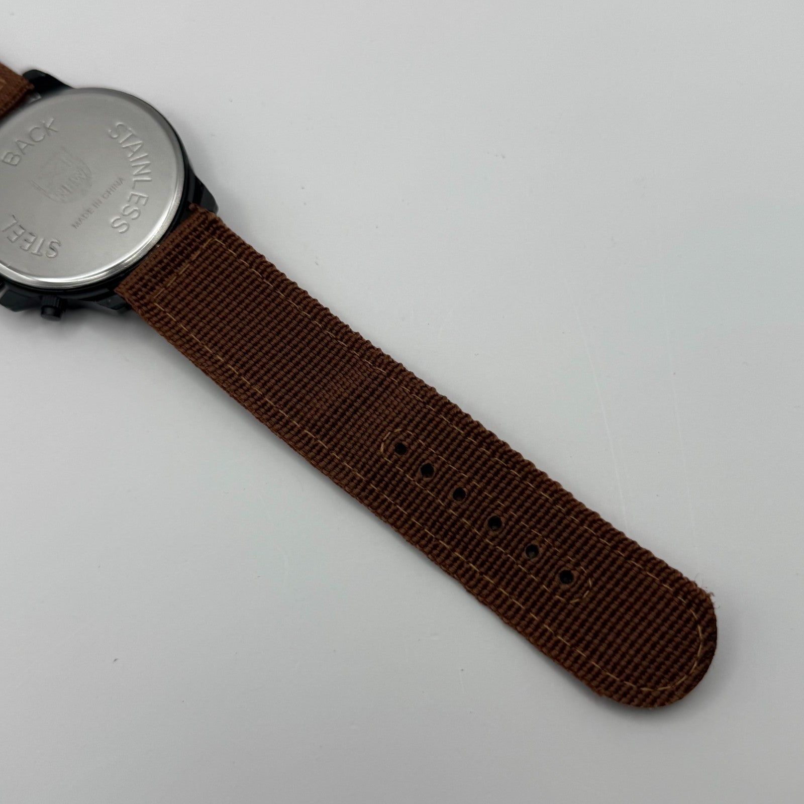 Xinew Men’s Quartz Chronograph Watch Calendar Dial Brown Strap Working 43mm