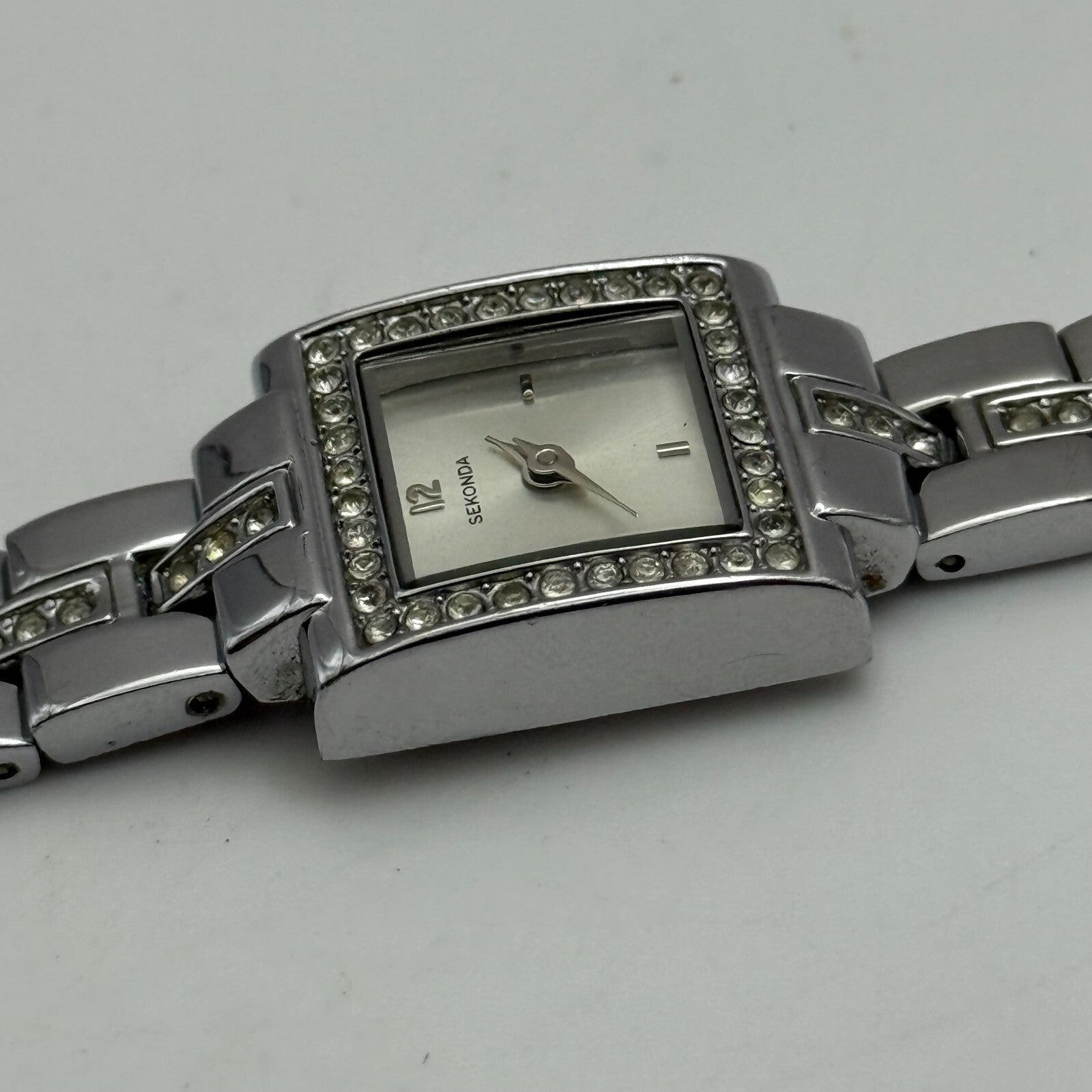 19mm Working Ladies Sekonda 4738 Jewelled Silver Tone Japan Quartz Watch 6 Inch