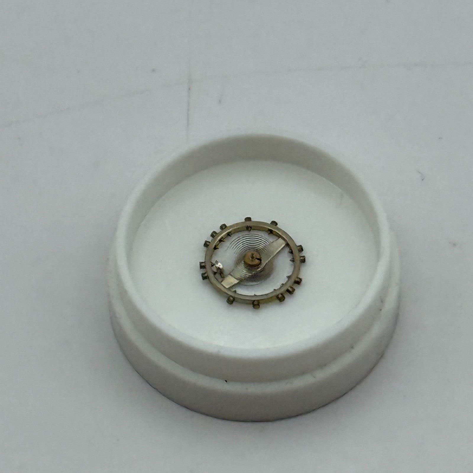 Peseux 140 290 Balance Complete Renata 277 Watch Movement Parts Vintage NOS