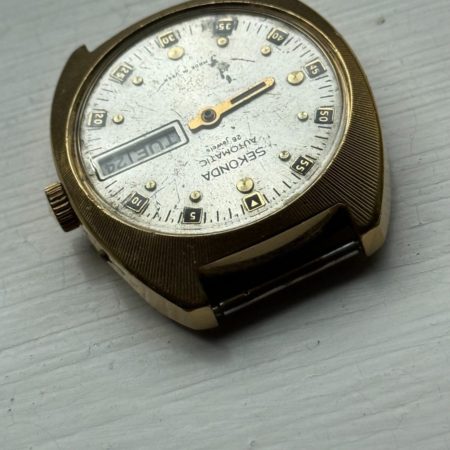 37mm Men's Vintage Sekonda USSR AU10 Automatic 26 Jewels Date Watch PARTS REPAIR