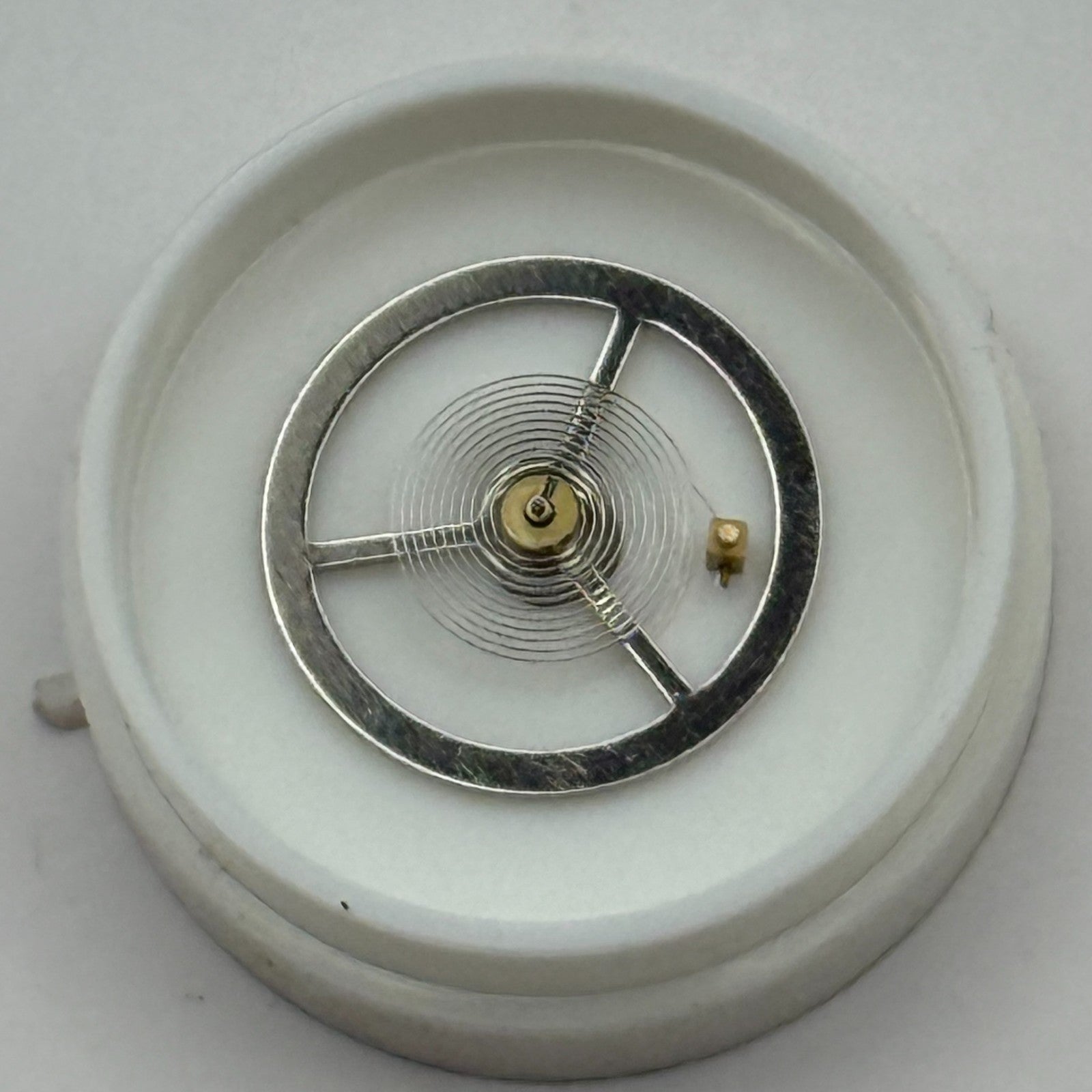 BRAC 500 Balance Wheel Complete And Spring a dgt. 1636 Watch Movement Parts NOS