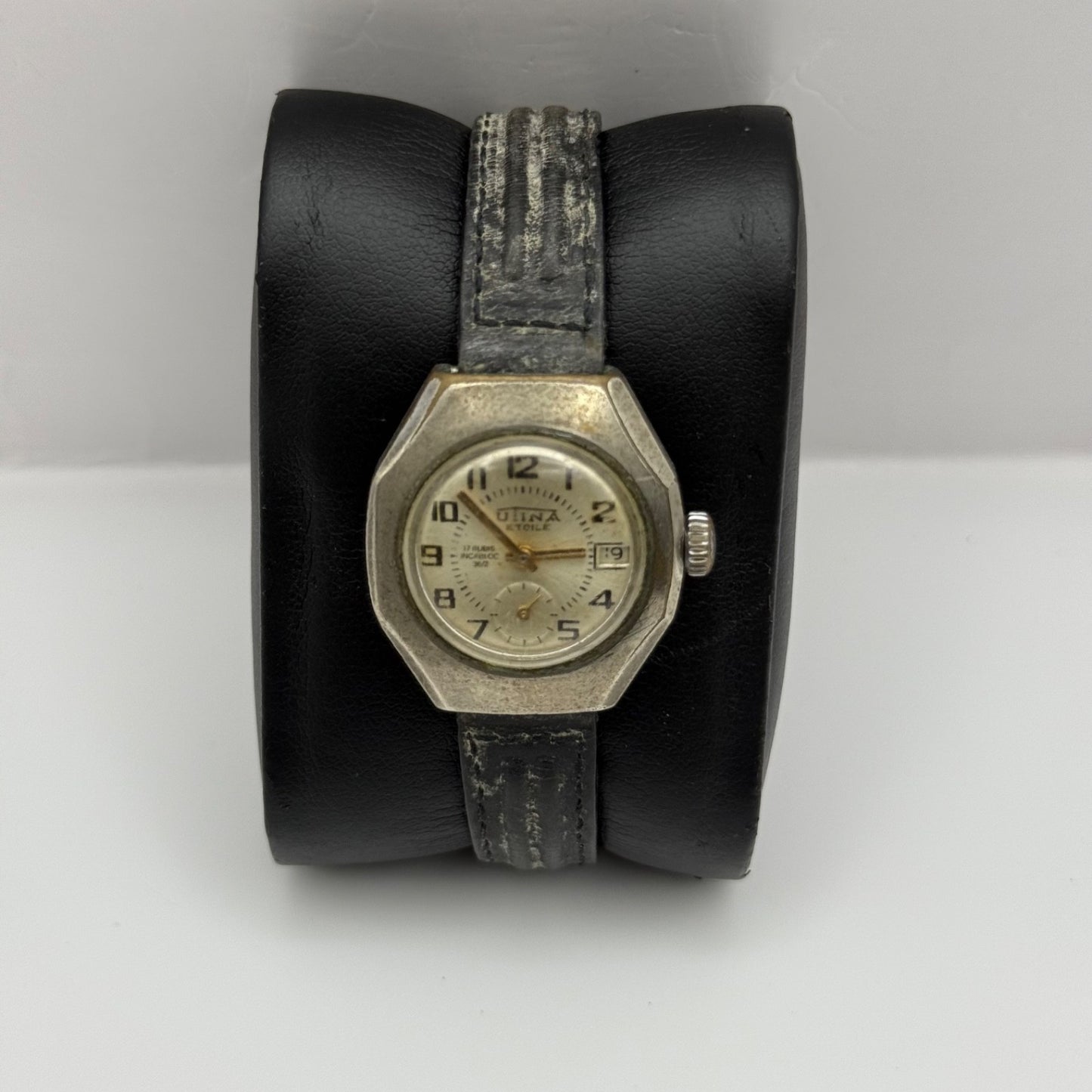 26mm Vintage Utina Etoile Interesting Date Dial Manual Wind Watch PARTS / REPAIR