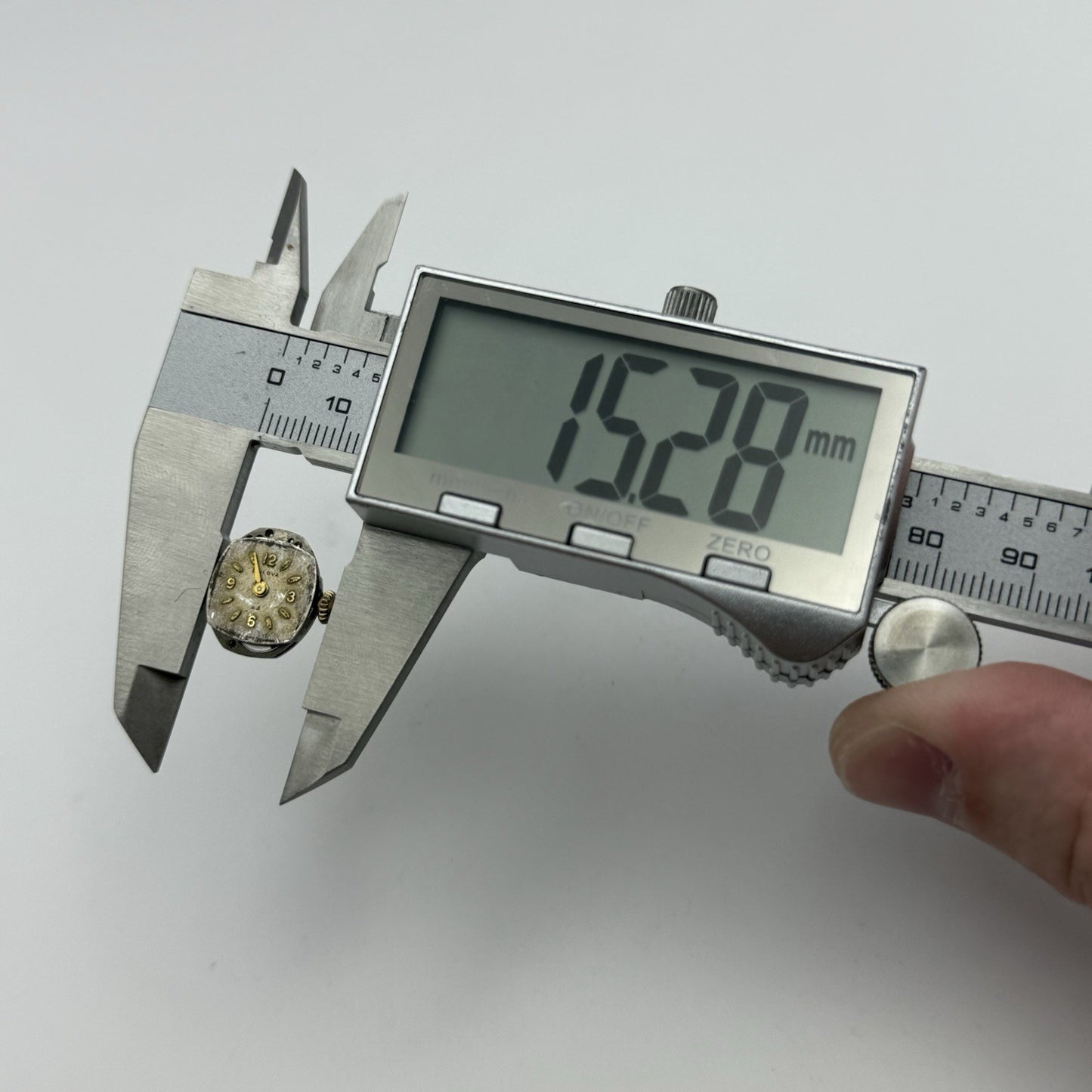 13mm Vintage Ladies Bulova 5AD Manual Wind Swiss Watch Movement PARTS REPAIR