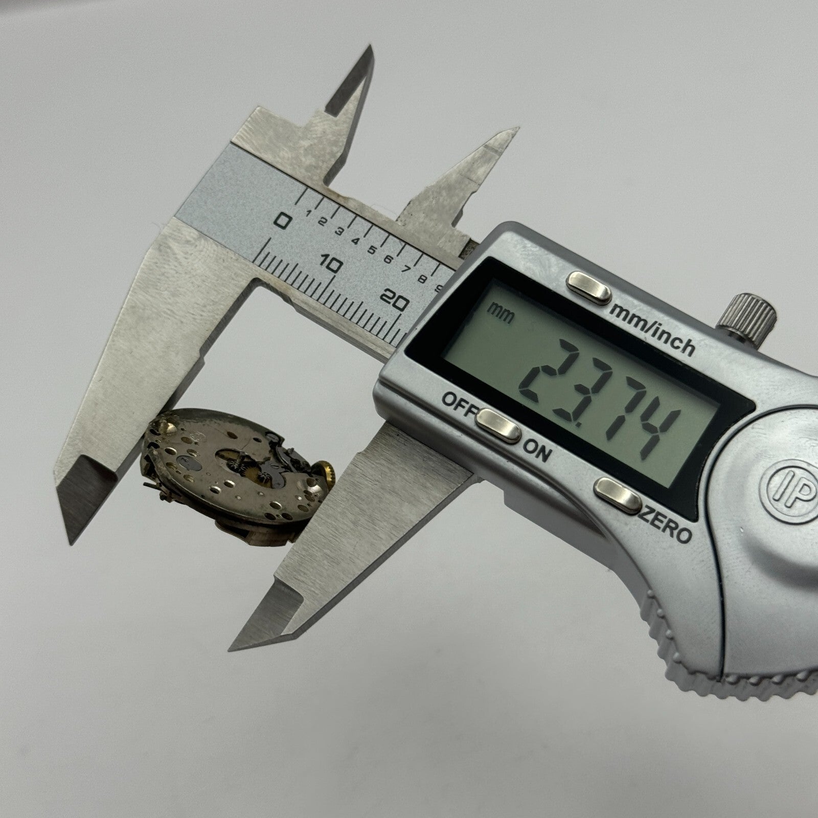 23.7mm Dwelsa Watch Co AS 340 A Schild Manual Wind Swiss Watch Movement PARTS