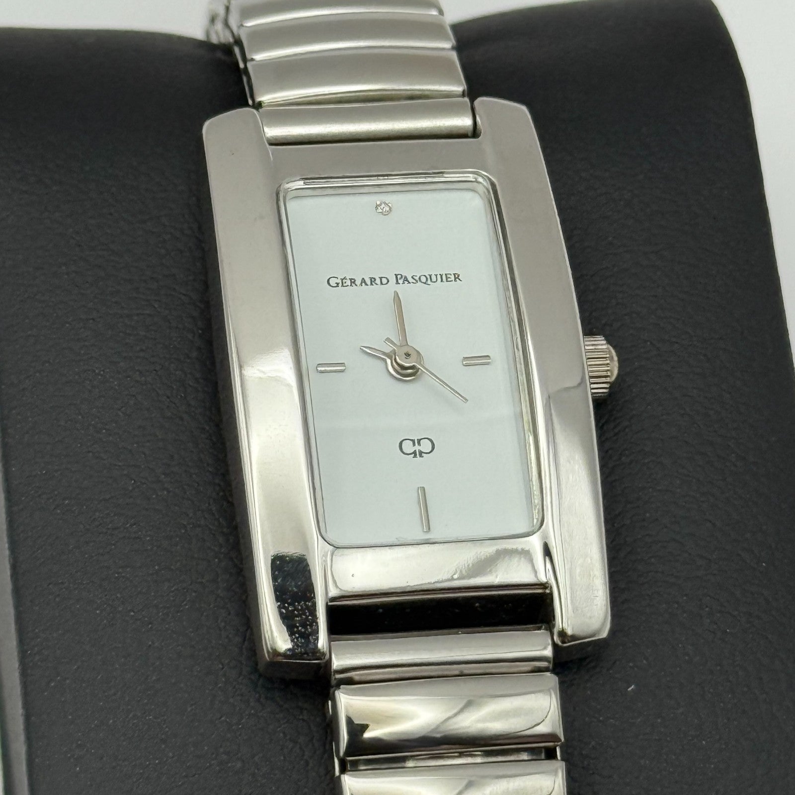 Gerard Pasquier Ladies Quartz Watch Silver Tone Expandable Band Working 19mm