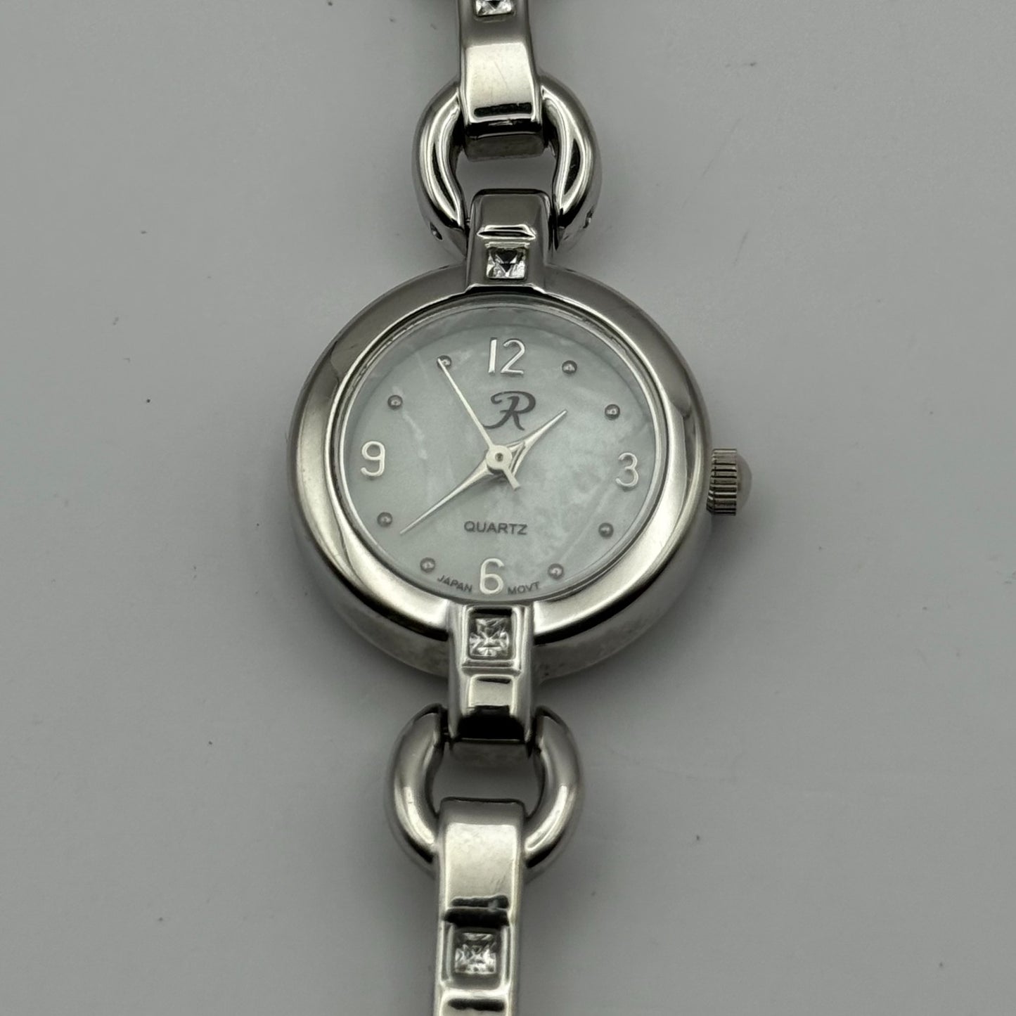 R Ladies Quartz Watch Silver Tone Bracelet Working 22mm New Battery