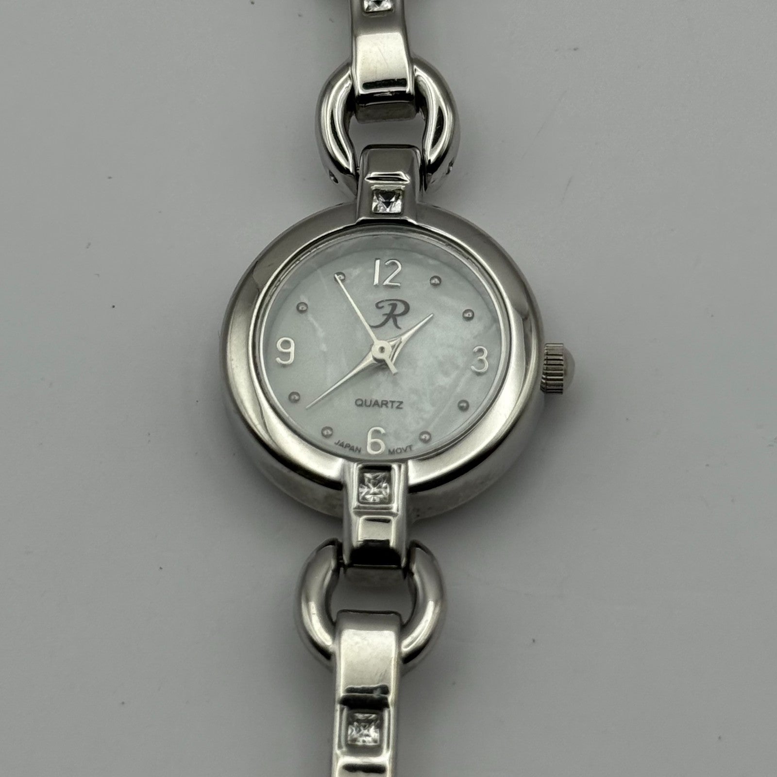 R Ladies Quartz Watch Silver Tone Bracelet Working 22mm New Battery