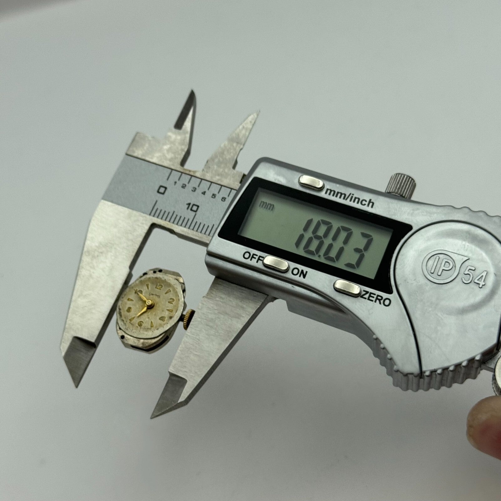 12.7mm Ladies Smiths England Manual Wind Watch Movement Vintage PARTS SPARES