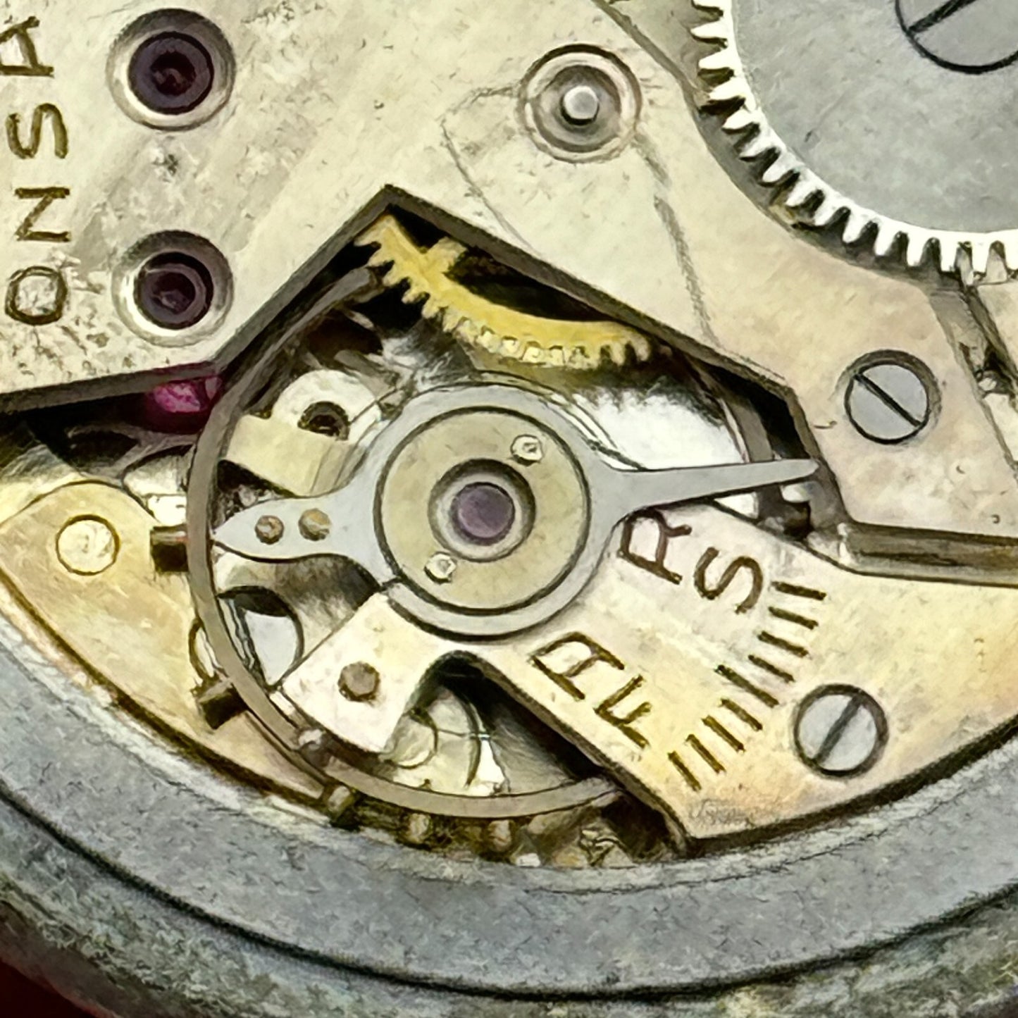 34mm Men’s Vintage Onsa Bund Strap Salmon Dial Manual Wind Watch TO RESTORE