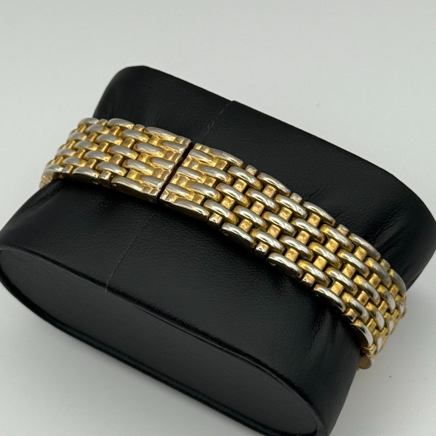 Imado Ladies Quartz Watch Crystal Accents Dial Two Tone Bracelet Working 23mm