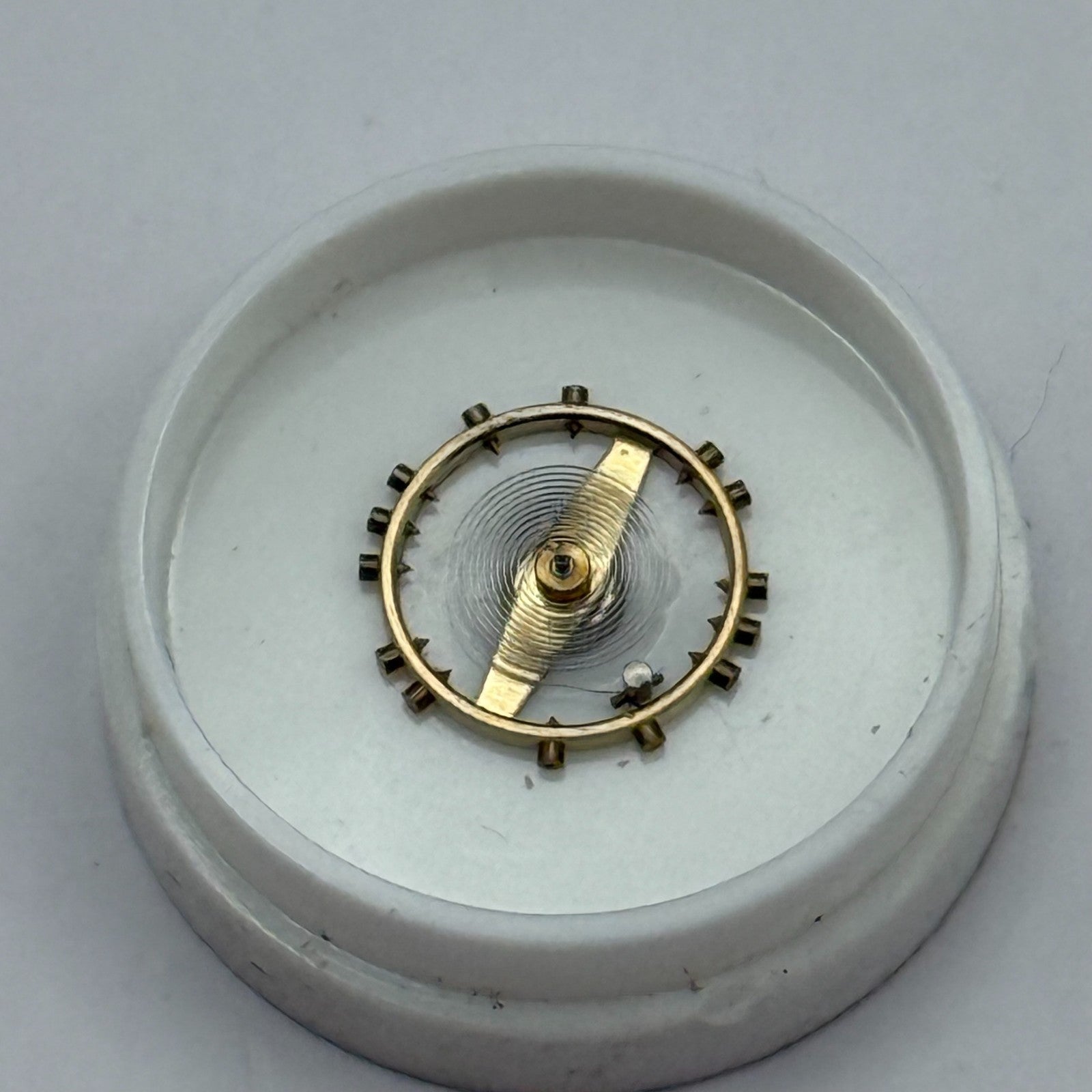 AS 970 Balance Wheel Complete And Spring 8¾’’’ 27 M Watch Movement Parts NOS