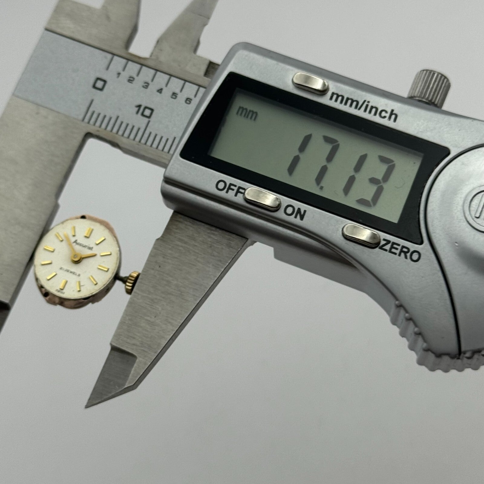 13mm Ladies Accurist ETA 2487 Manual Wind 21 Jewels Swiss Watch Movement PARTS