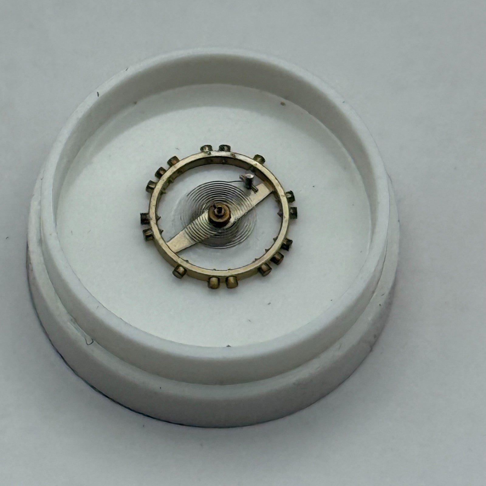 FHF 60 Balance Wheel Complete And Spring 6 3/4-8''' 200 M Watch Movement Parts 