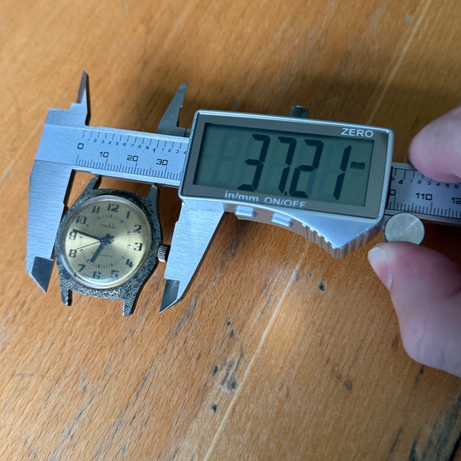 34mm Vintage Ruhla Made In GDR Antimagnetic Manual Wind Watch PARTS / REPAIR